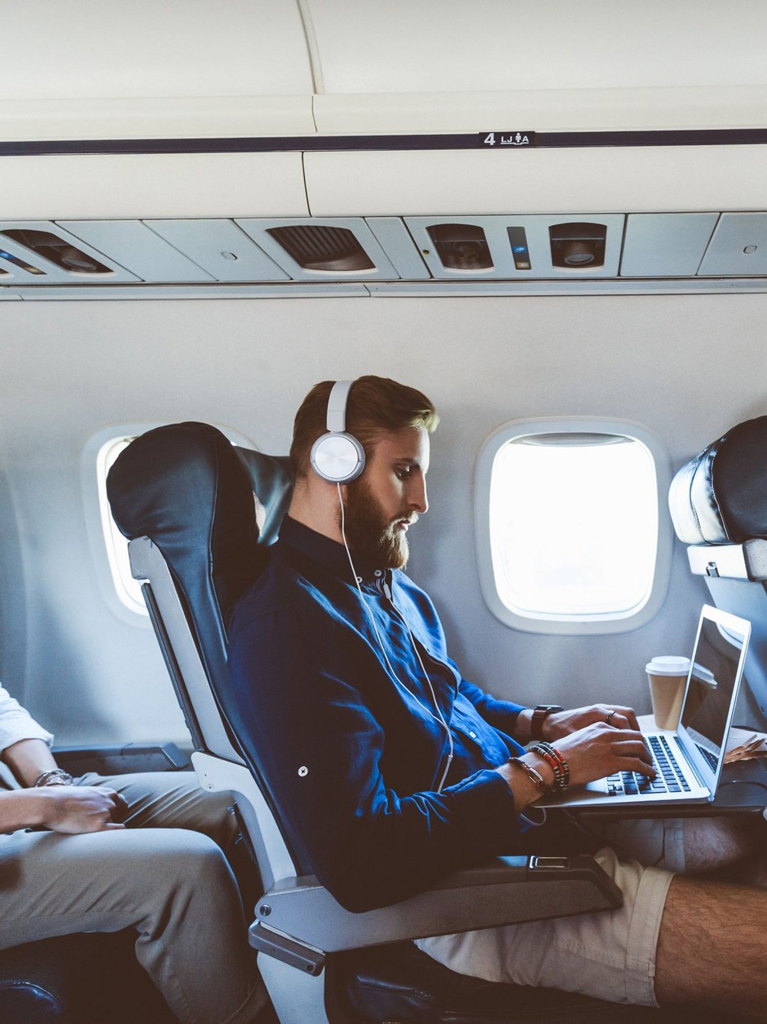 ‘Plane passenger from hell’ sparks debate after refusing to use headphones