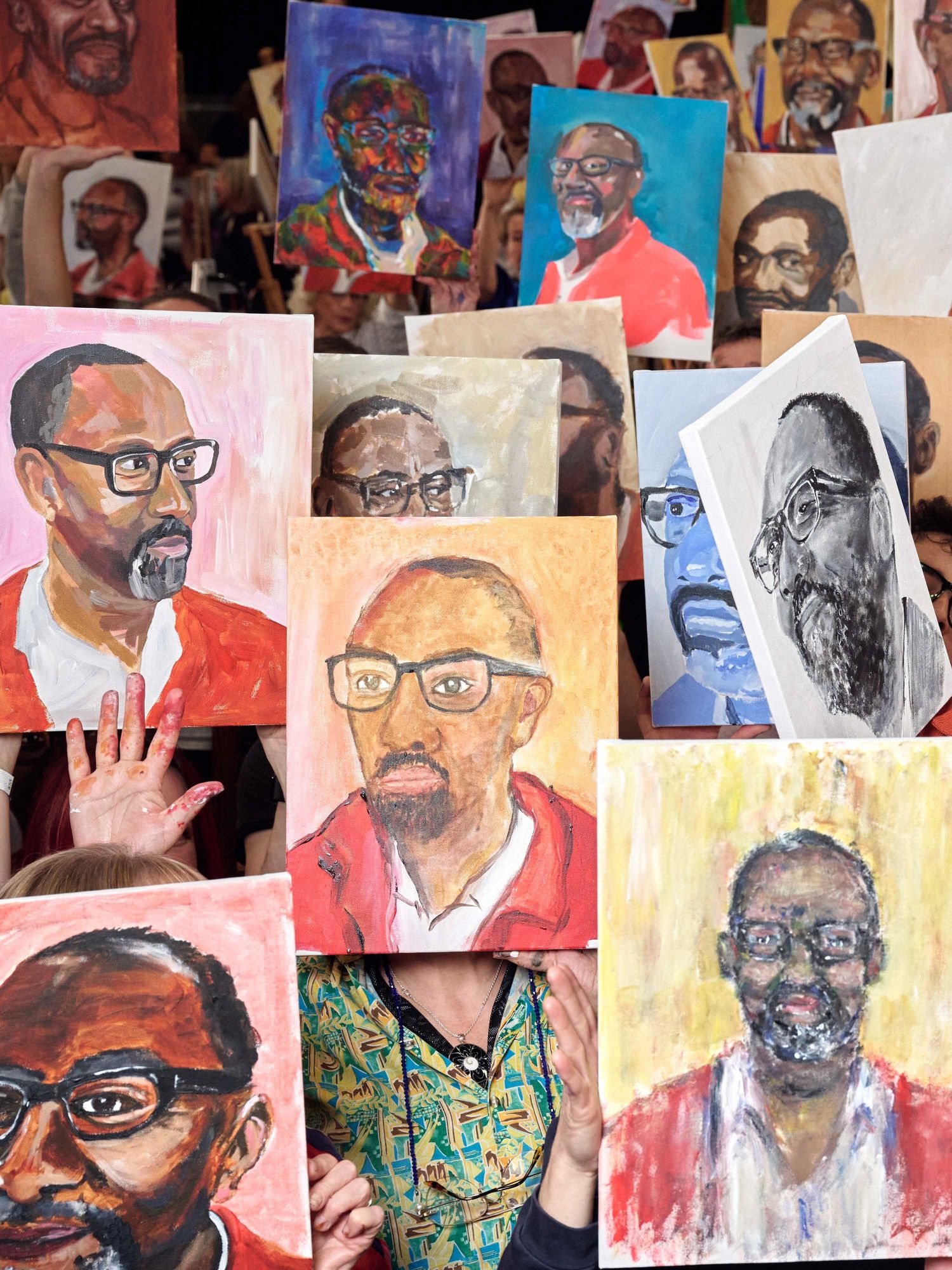 'Proud' Sir Lenny Henry on posing for Guinness World Record-breaking portrait painting