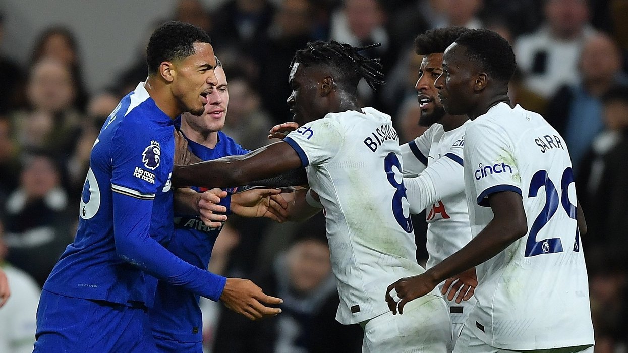 Tottenham Vs Chelsea 26 Of The Funniest Memes About Chaotic Premier Tottenham vs chelsea 26 of the funniest memes about chaotic premier
