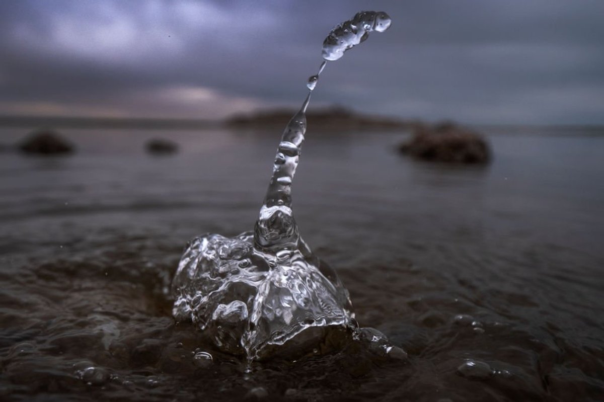 Scientists make 'huge' $540 billion discovery at the bottom of a giant lake