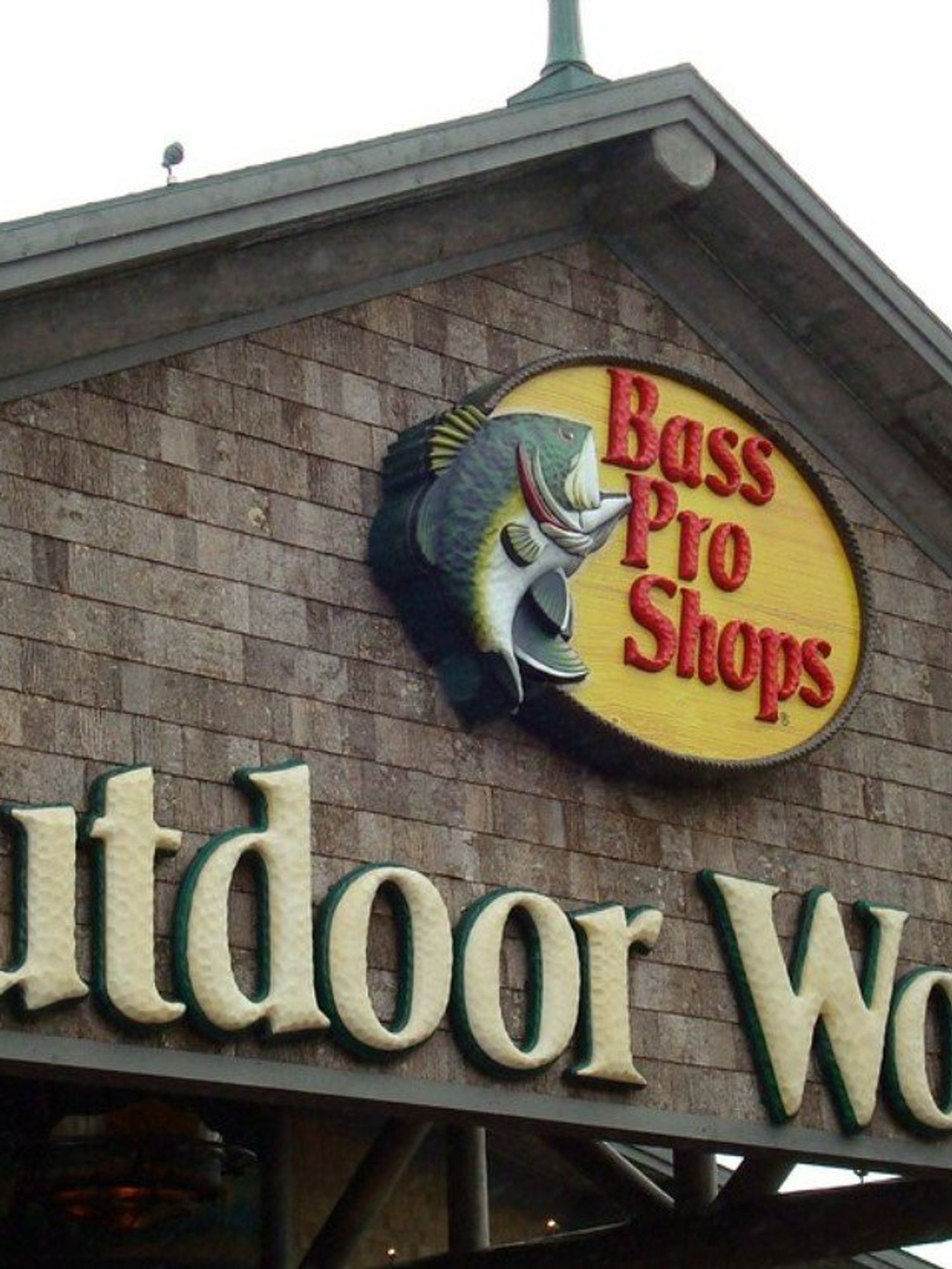 Man arrested after skinny dipping in shop's pond window display