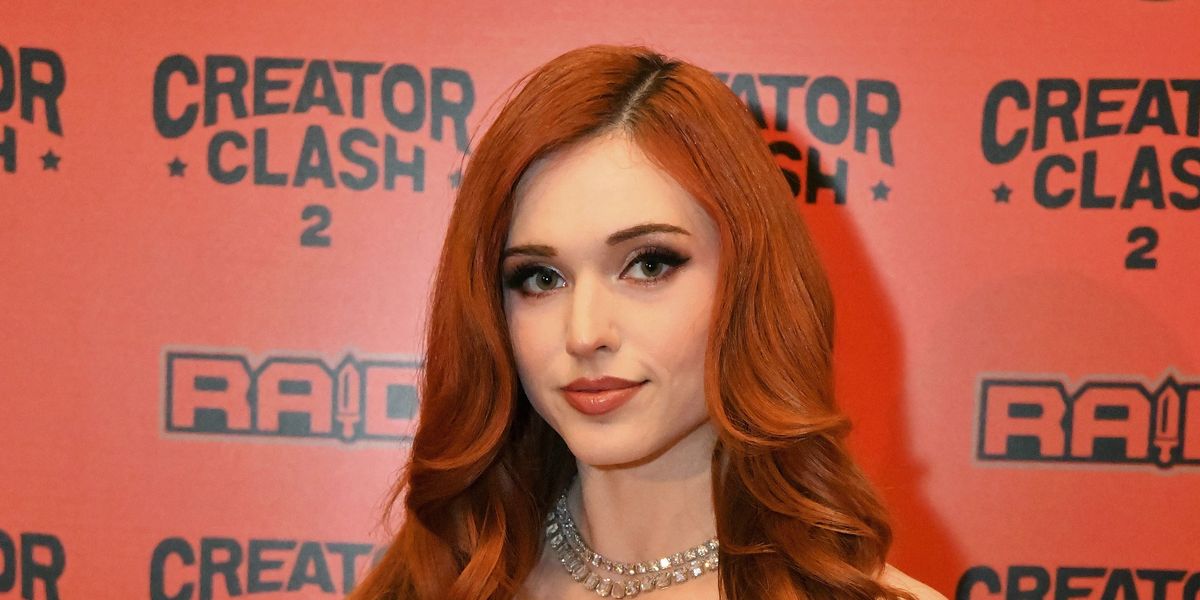 Amouranth has warning for women thinking of starting an OnlyFans page