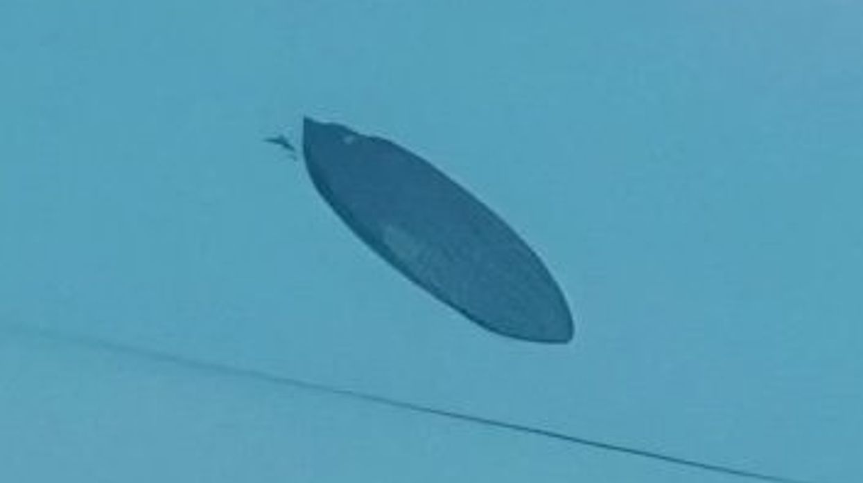 UFO stuns elderly couple on holiday