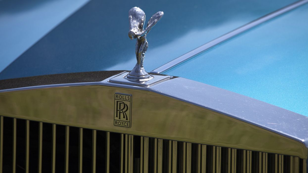 Millennial sells mother’s car to pay off nightclub debts