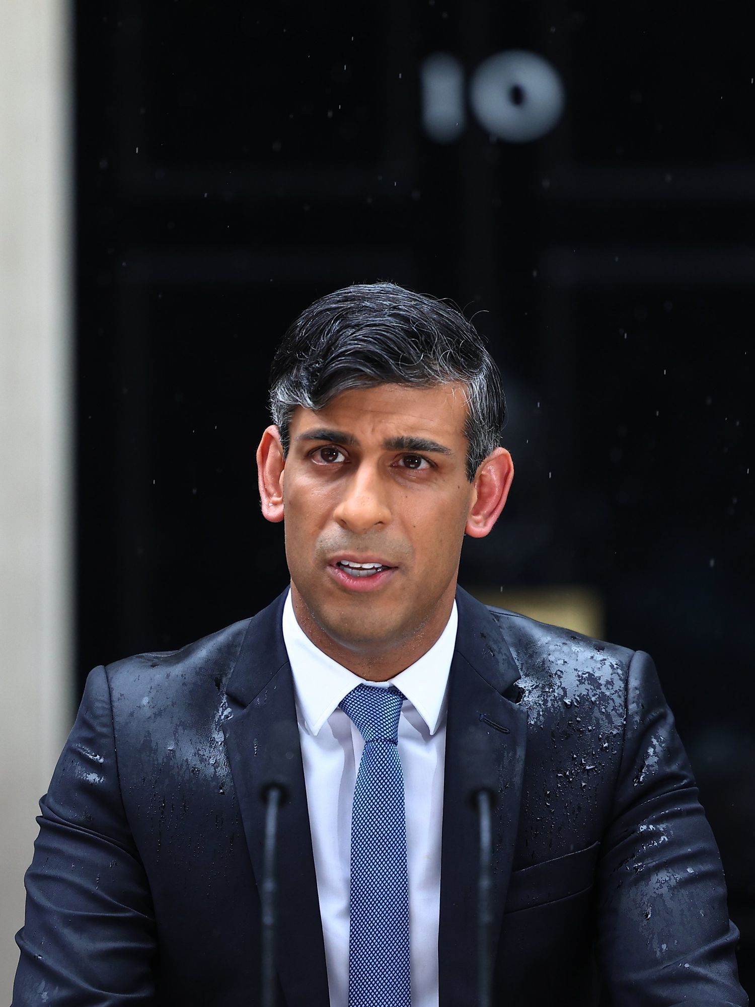 Rishi Sunak given Taylor Swift remix: "I'm the problem, it's me"