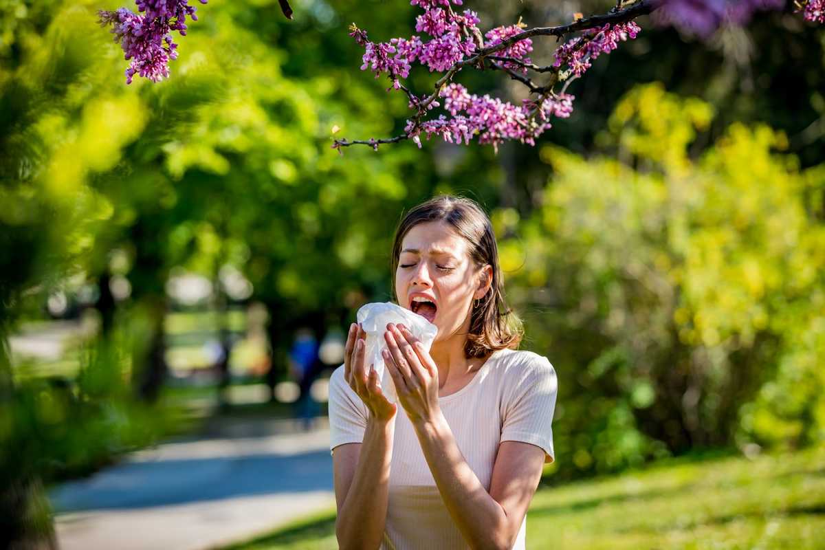 Expert shares the grisly perils of sneezing – and risks of holding one in
