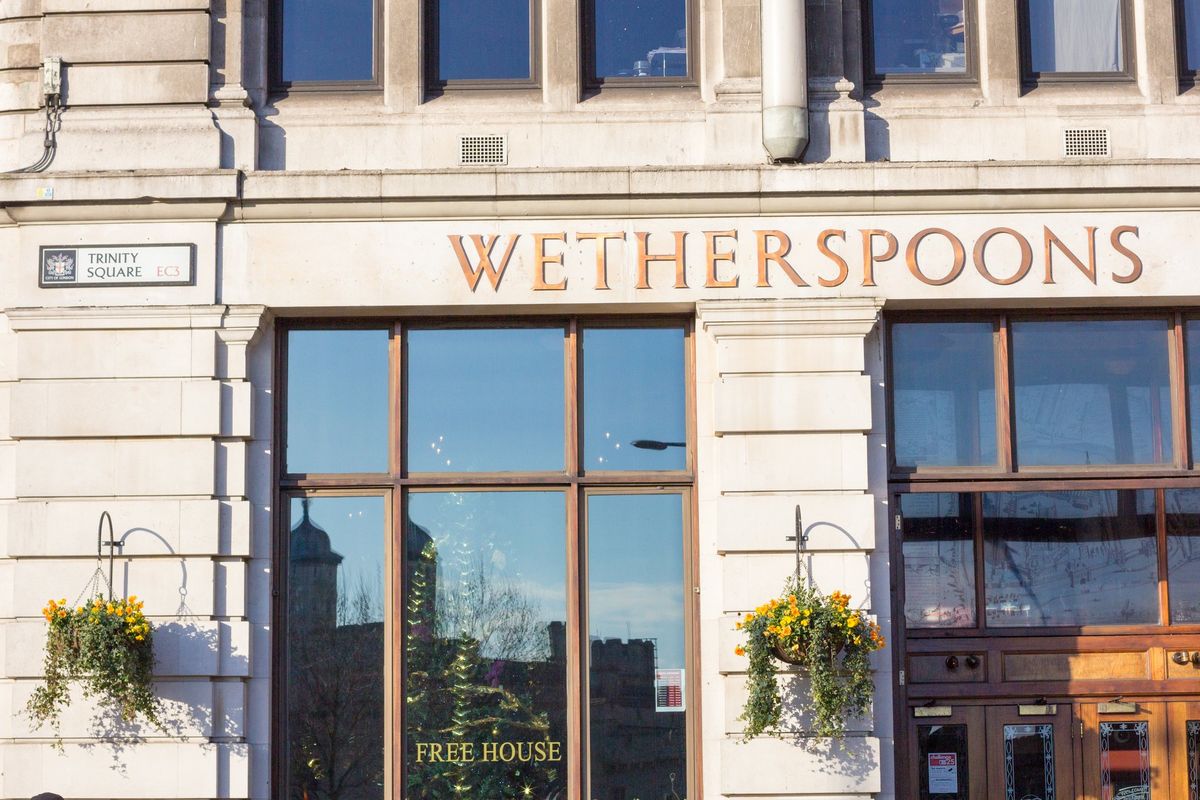 Wetherspoons clears up 'red plate' theories