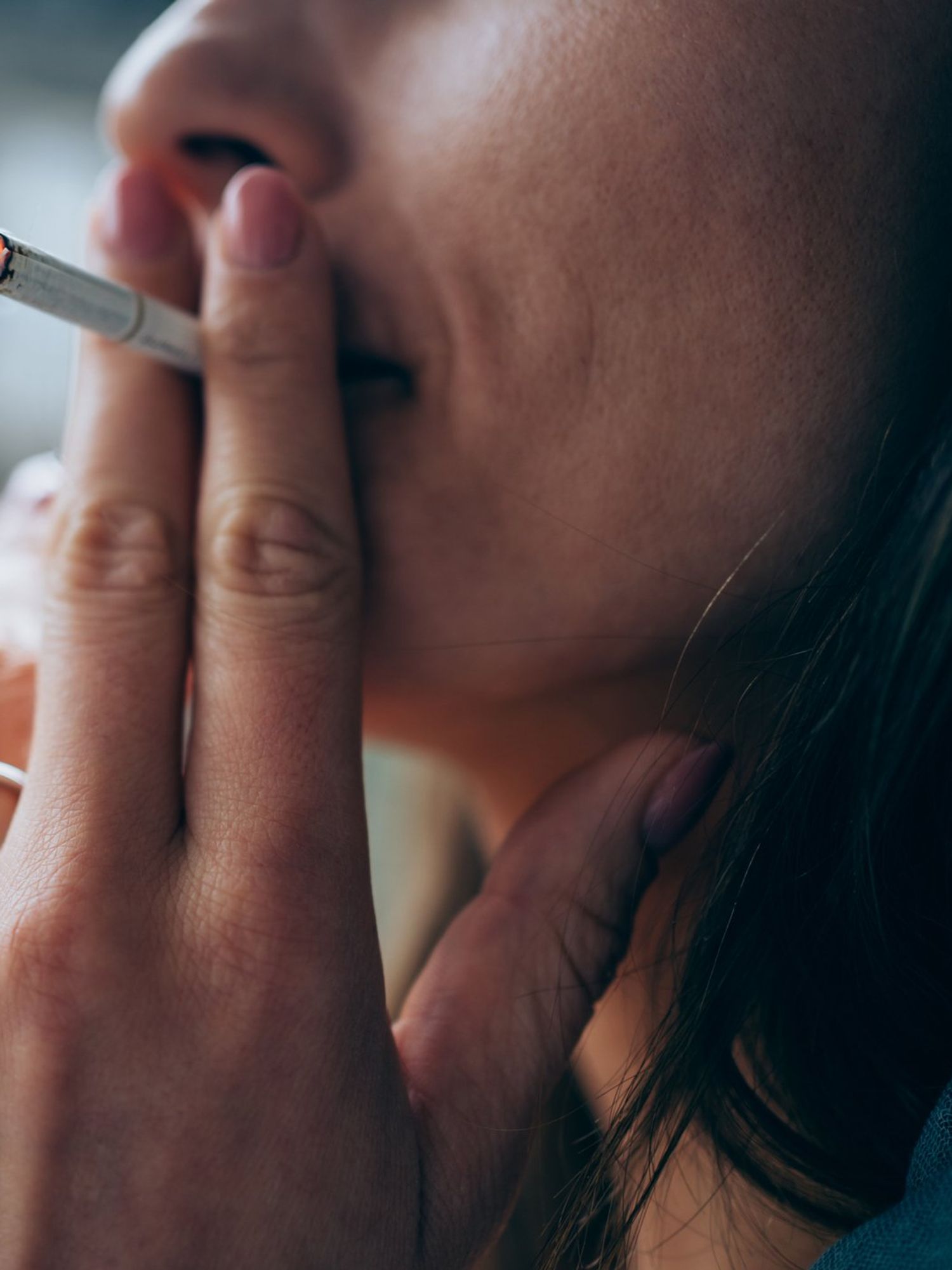 Weight loss drug could help people stop smoking, research suggests