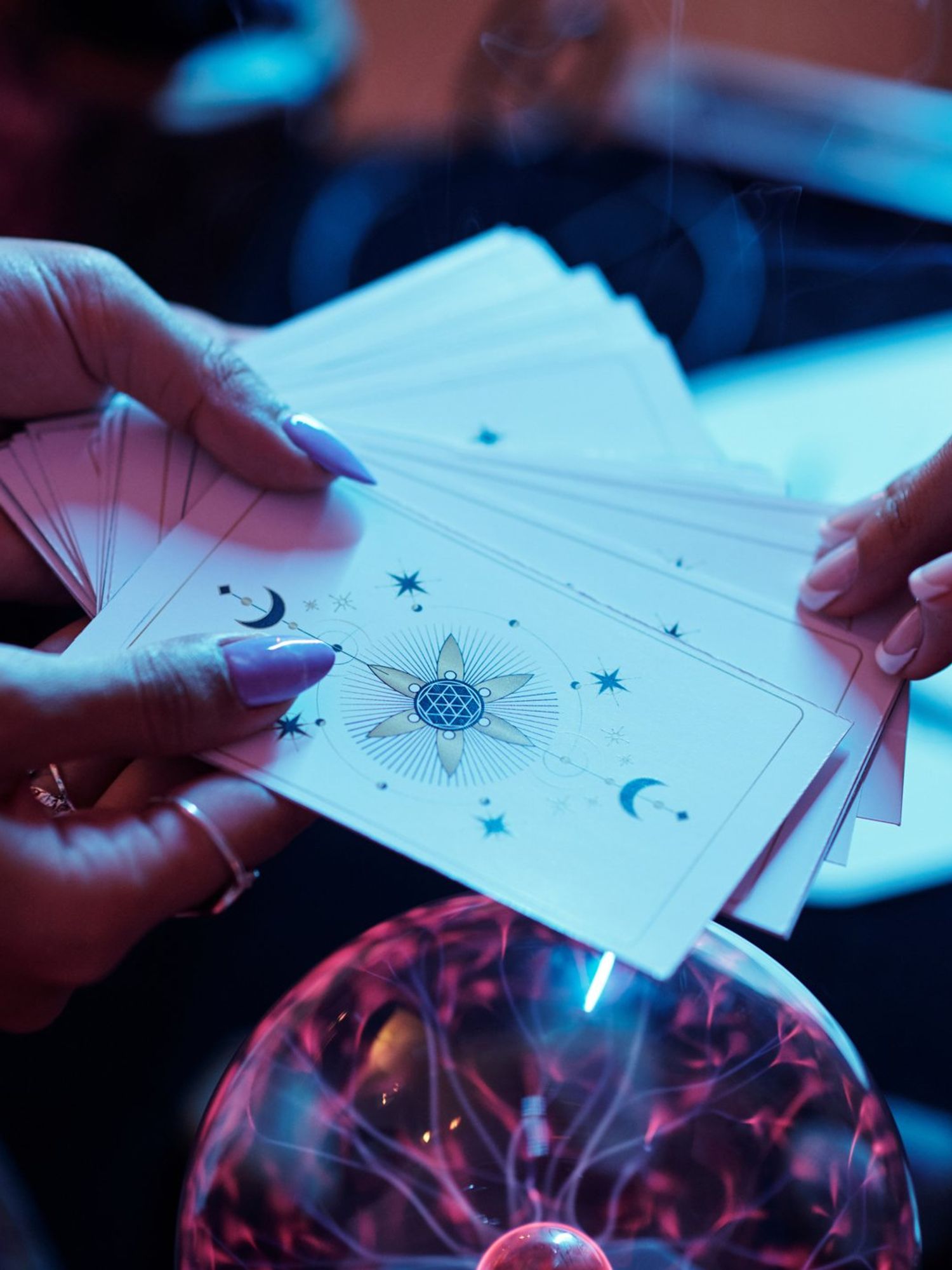 Study reveals women are turning to psychics to catch cheating partners