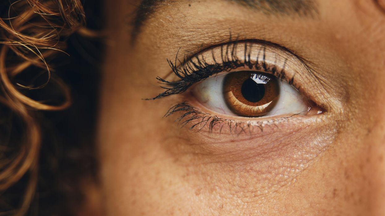 Expert warns against eye colour changing surgeries following surge