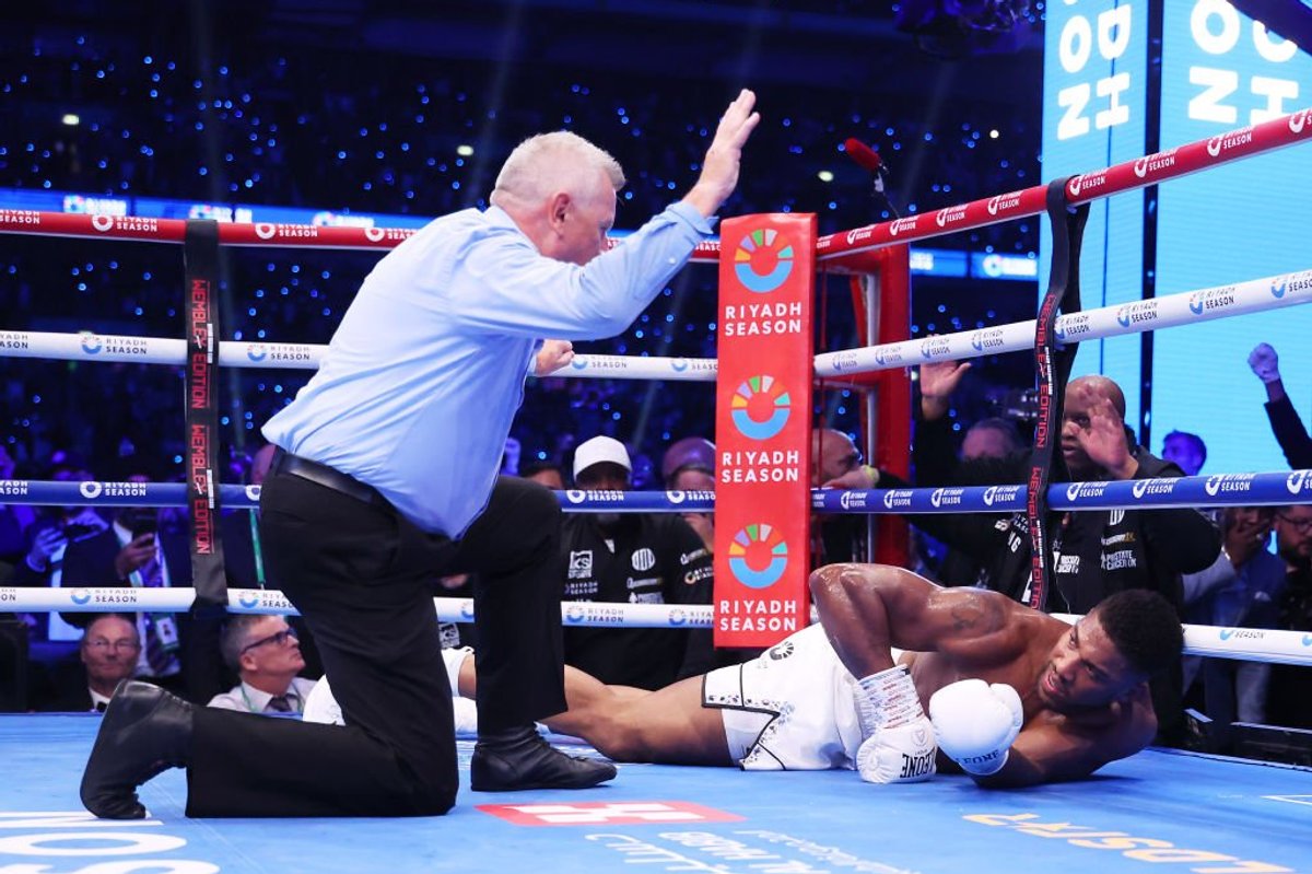 The 18 biggest reactions to Anthony Joshua's devastating KO loss against Daniel Dubois