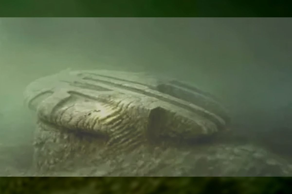 'Alien' structure 'with stairs' discovered at the bottom of the Baltic Sea