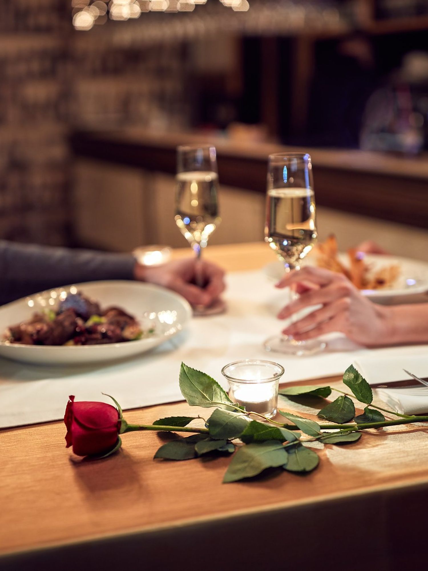 What is 'Throning'? The latest dating trend explained