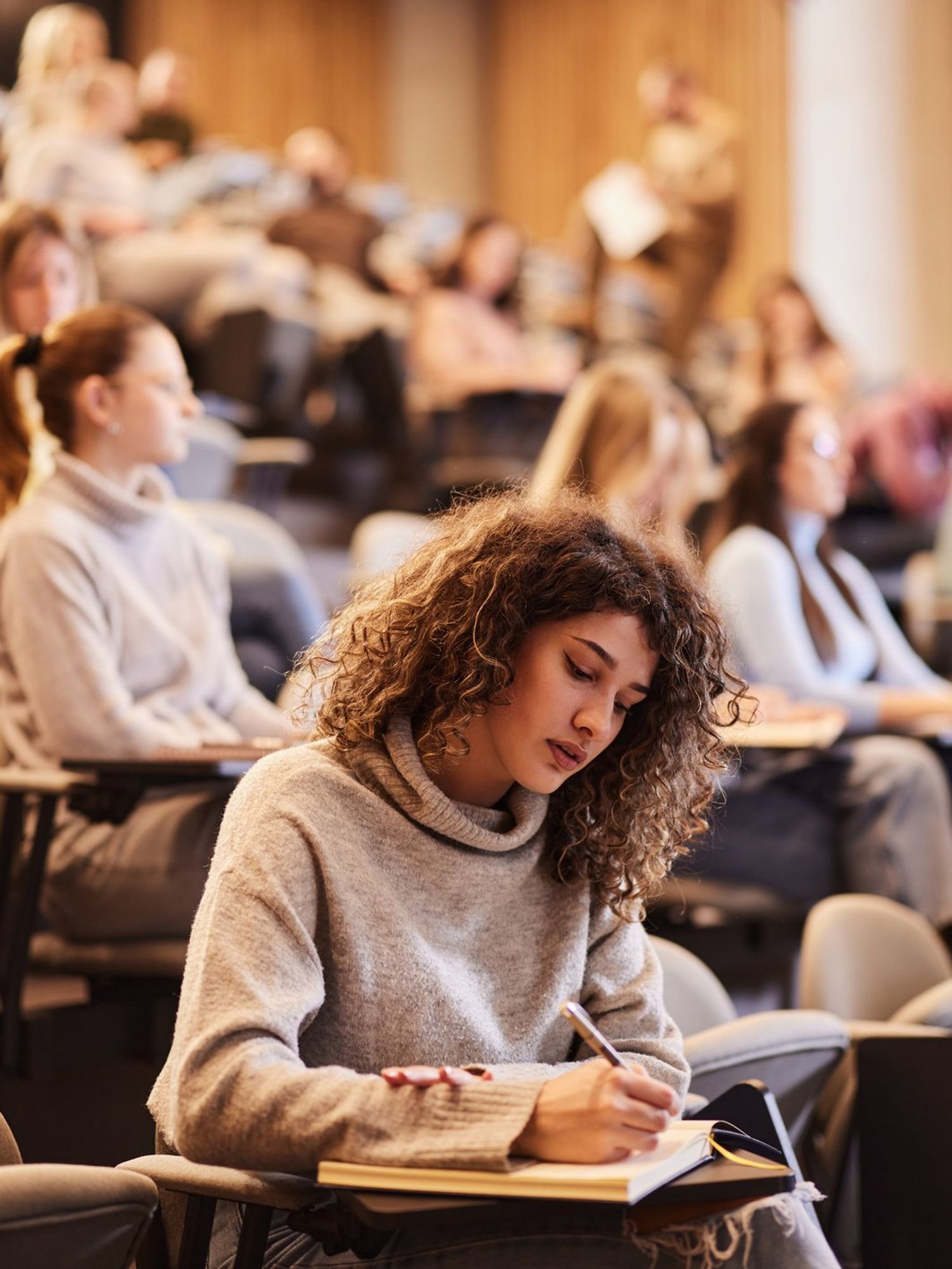 Experts reveal which university degrees are most at risk of AI takeover