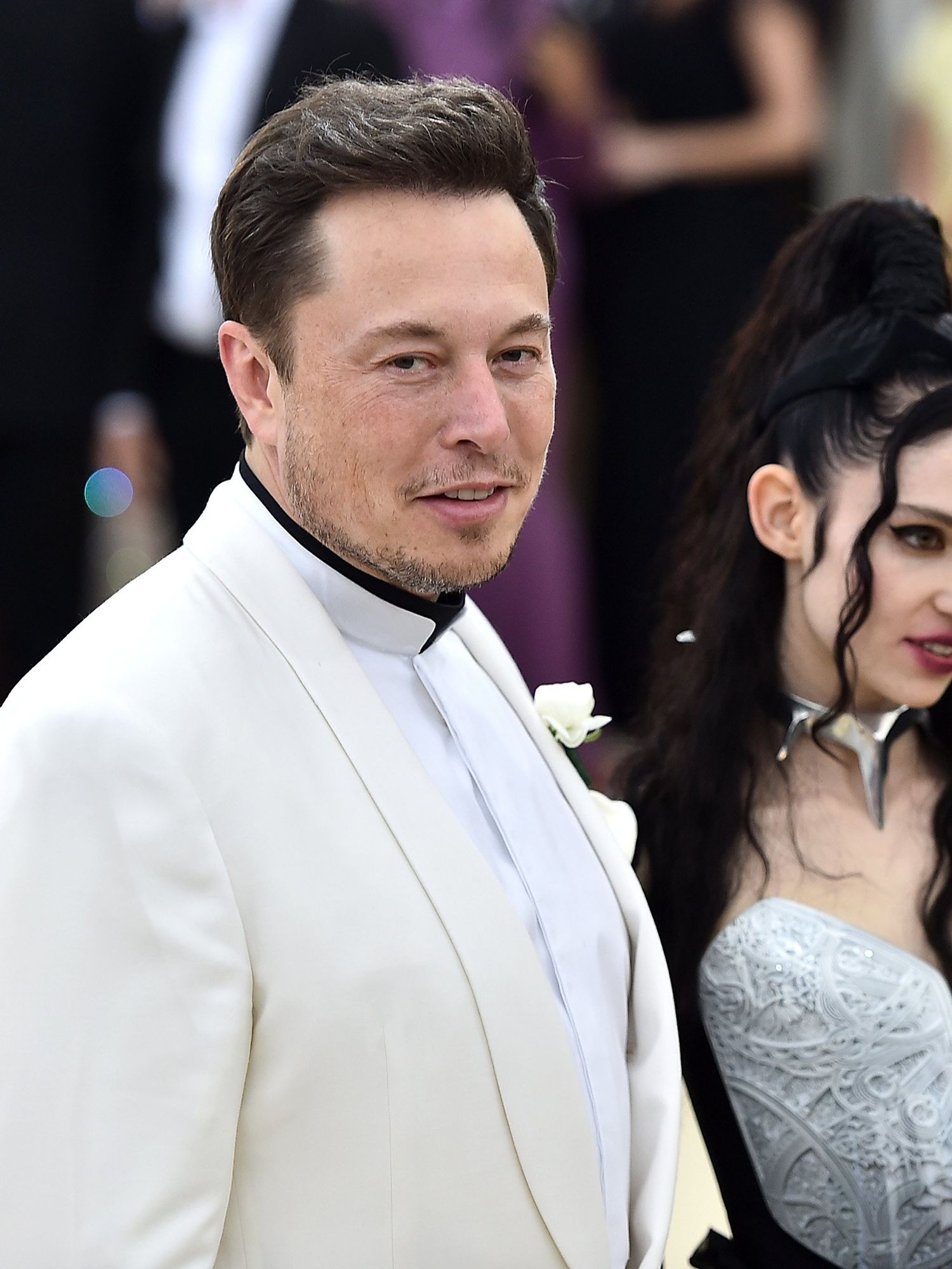 Grimes weighs in on Elon Musk's gaming record amid 'cheating' allegations