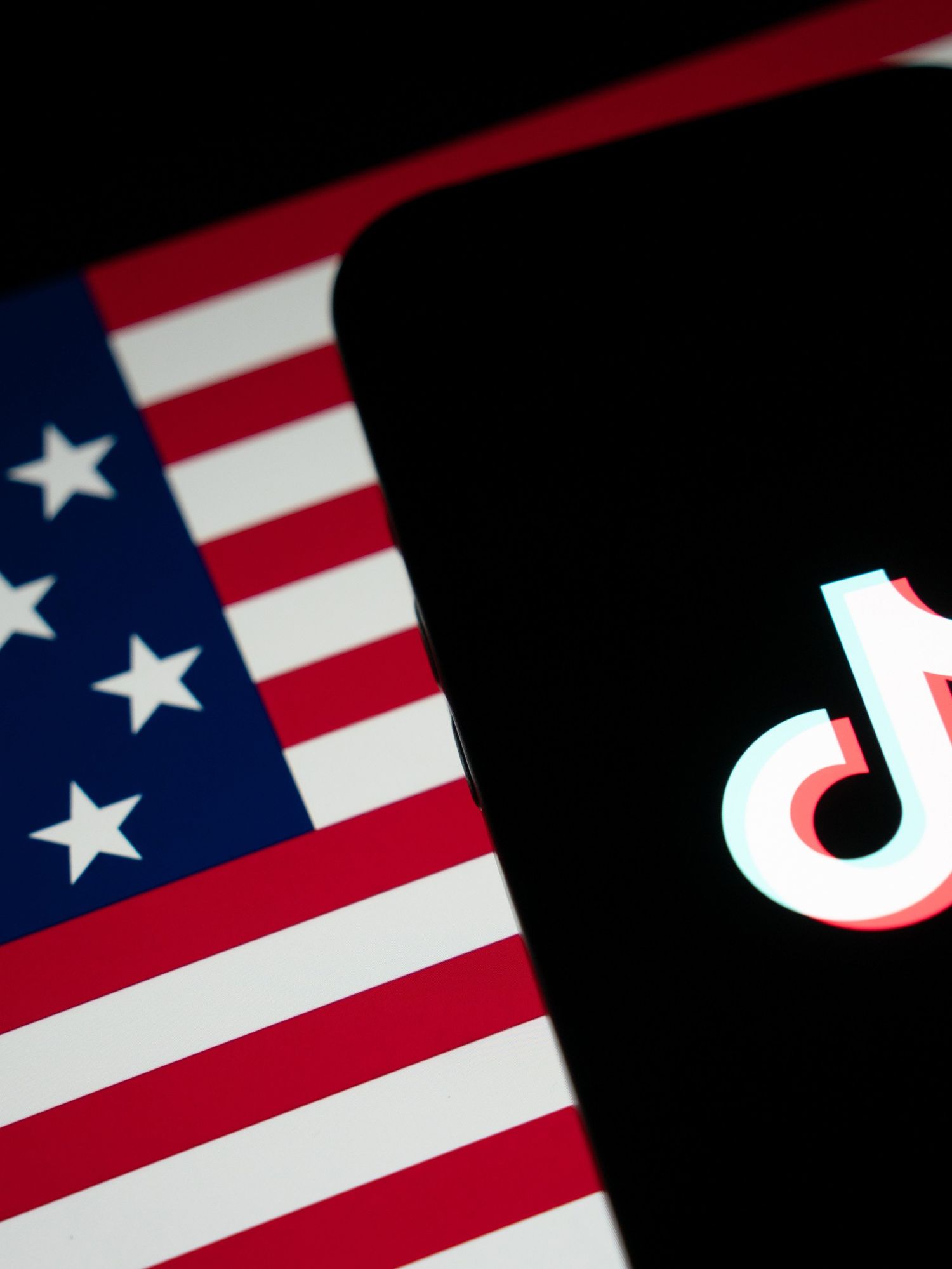 Doctor explains dangers of TikTok withdrawal symptoms