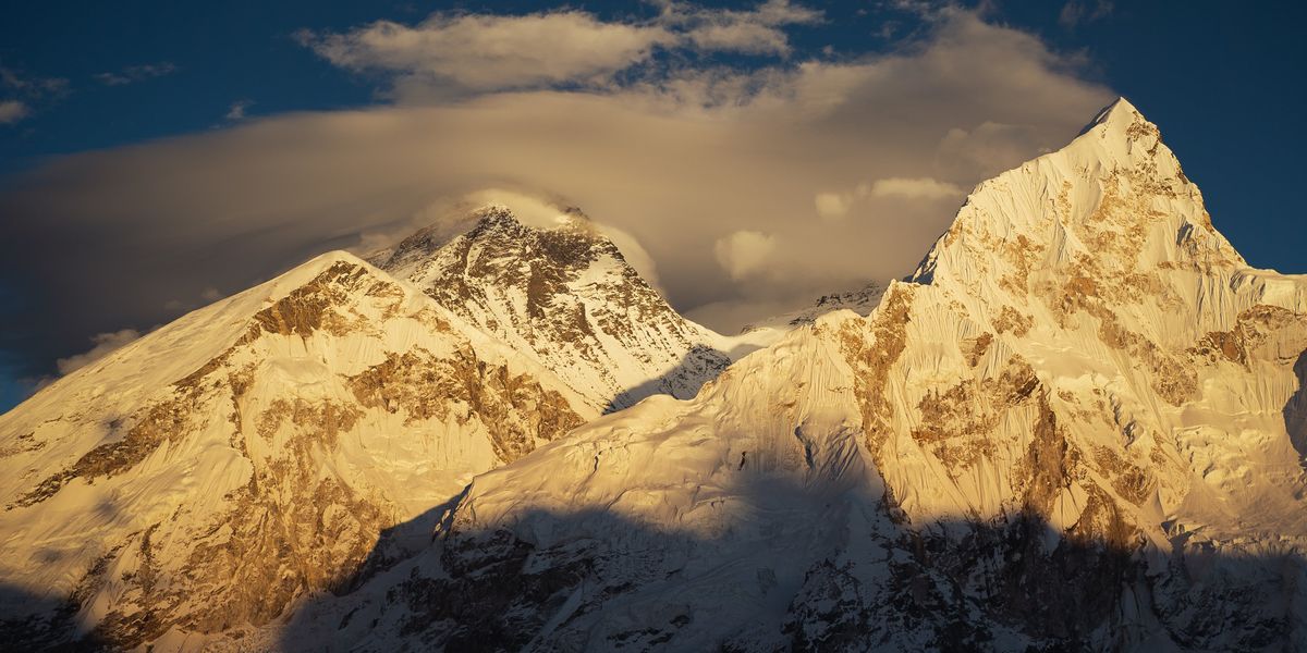 Everest could no longer be world's tallest mountain, leaving scientists baffled