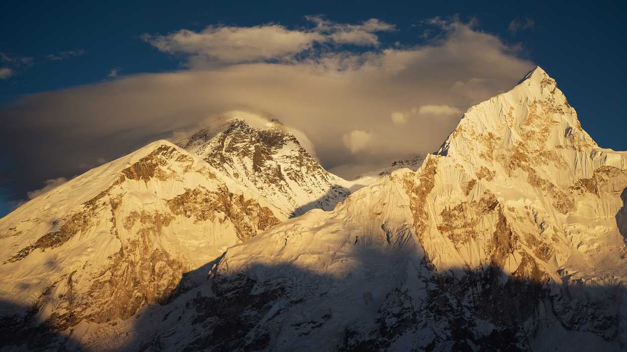 Everest could no longer be world's tallest mountain, leaving scientists baffled