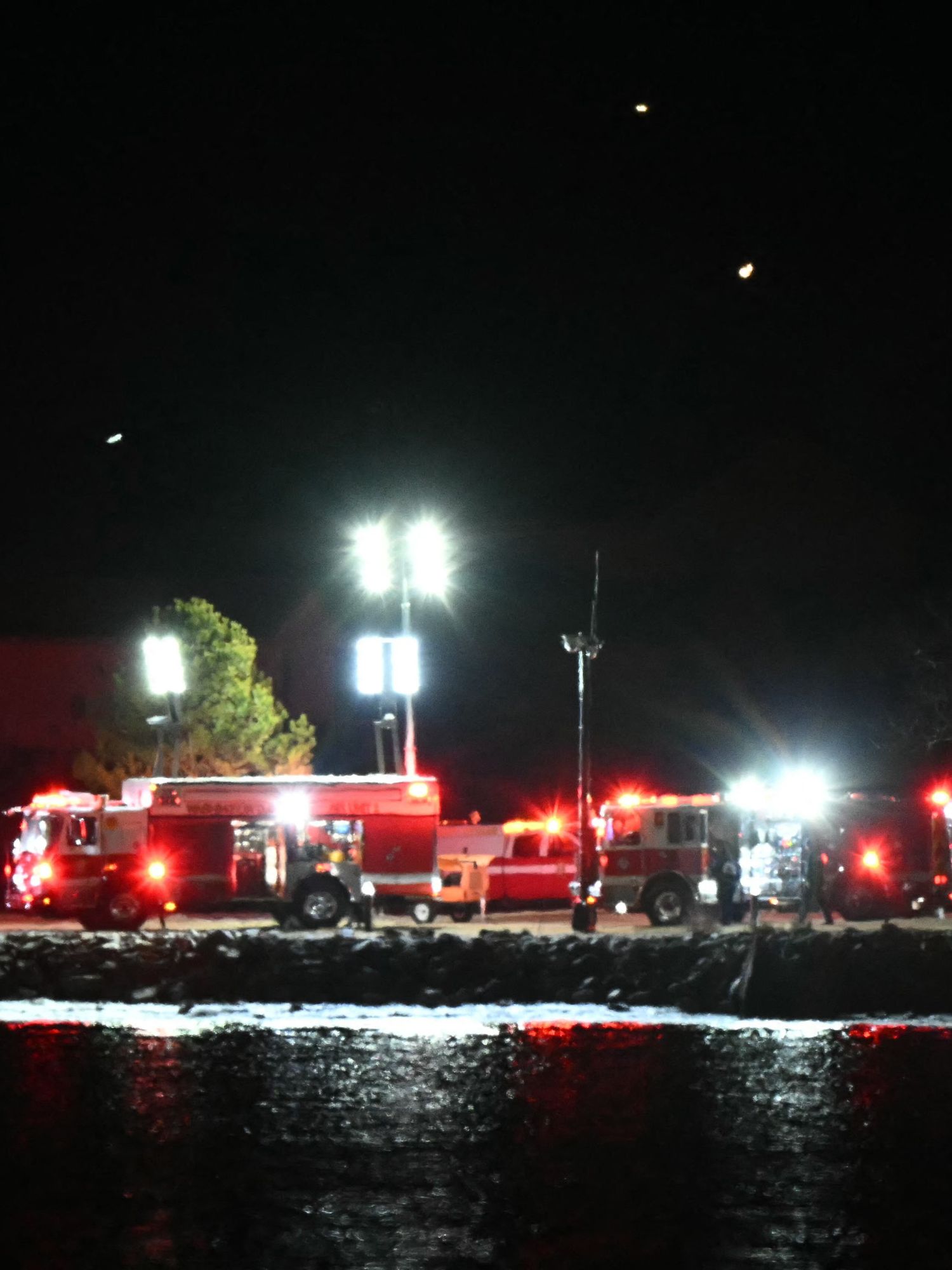 'Absolutely speechless': Tributes pour in after 'heartbreaking' Washington DC plane crash