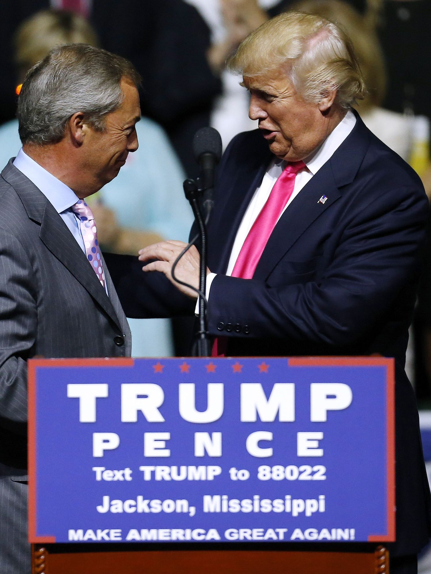 Trump ally Nigel Farage finally wades into Zelensky and Ukraine row - with an unconvincing answer