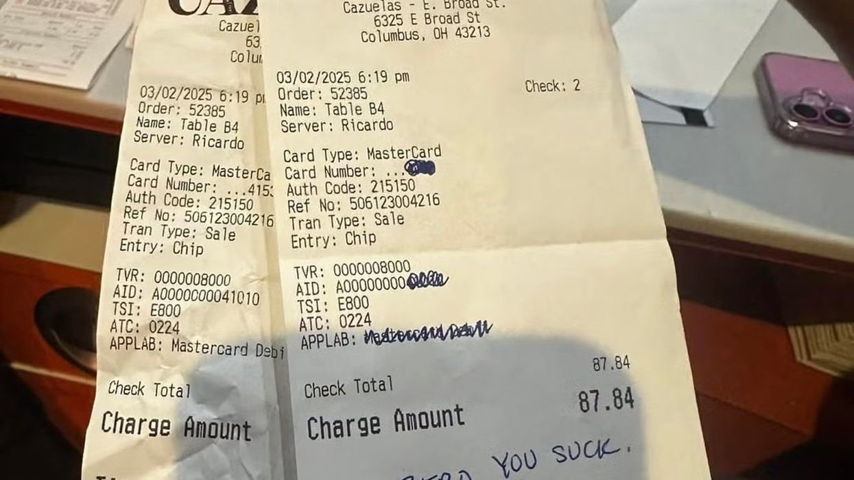 Woman loses her job after writing 'I hope Trump deports you' on receipt at Mexican restaurant