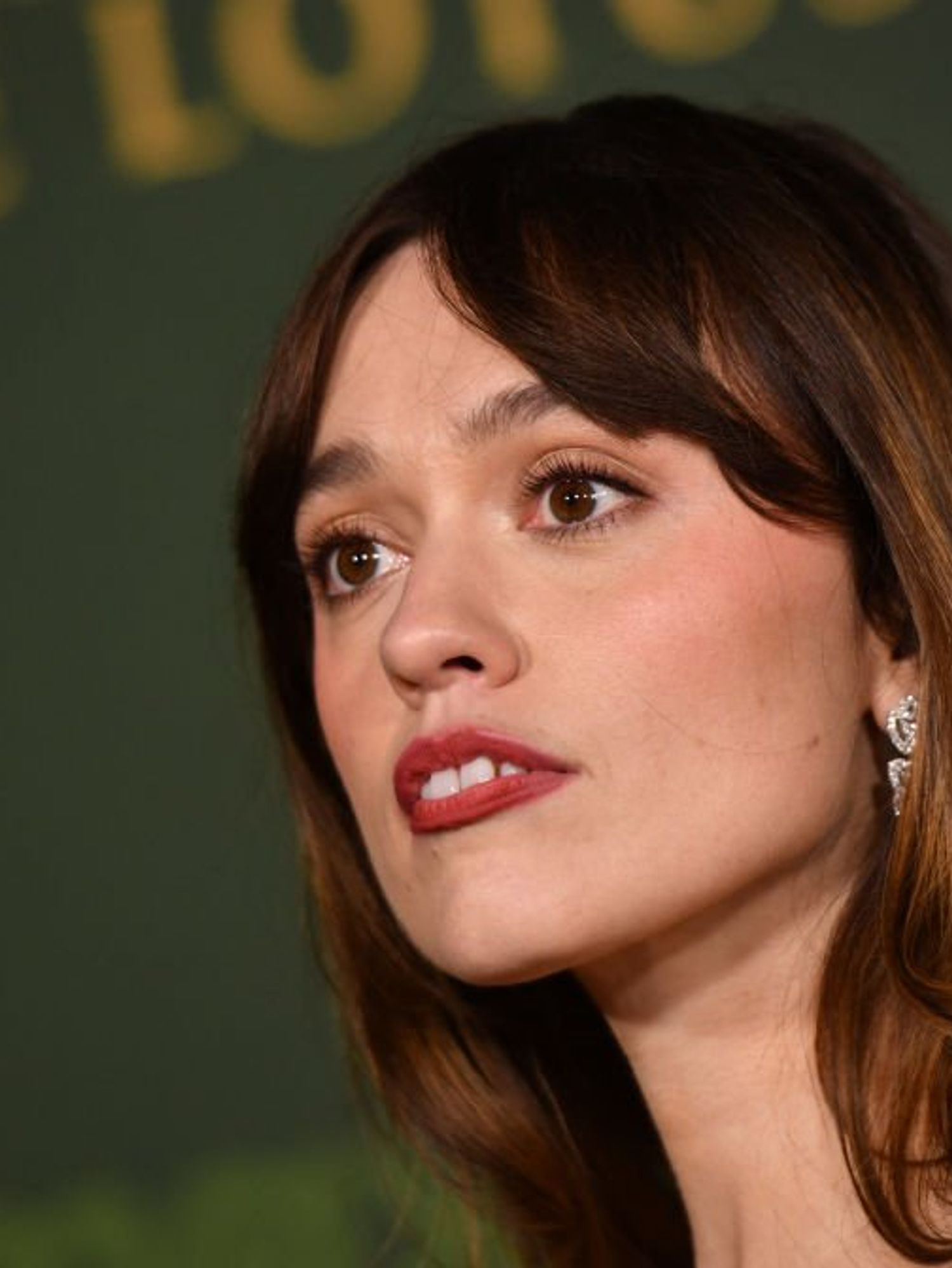 White Lotus star Aimee Lou Wood addresses remarks about her teeth