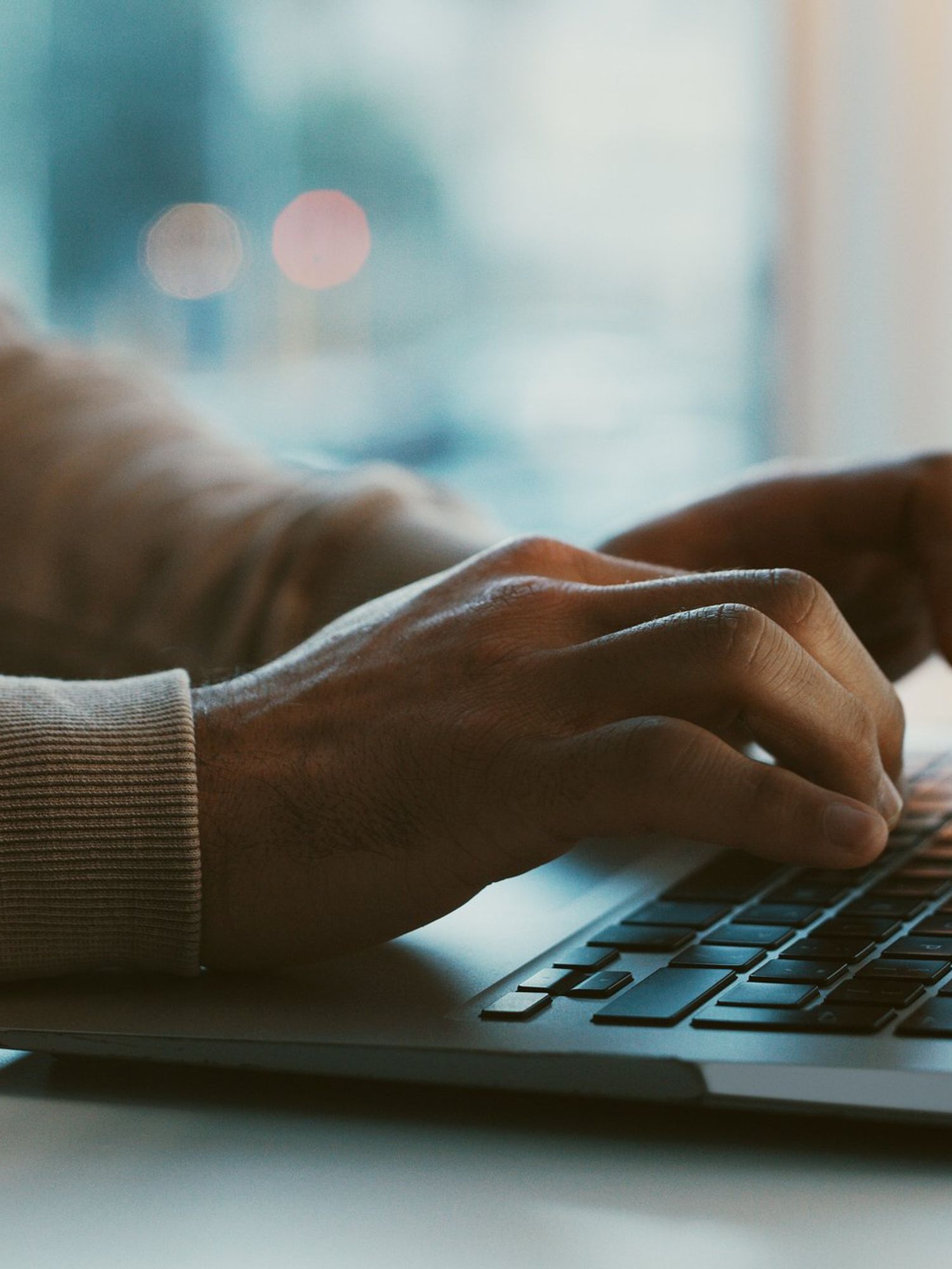 Men take legal action against OnlyFans after claiming models weren't actually talking to them