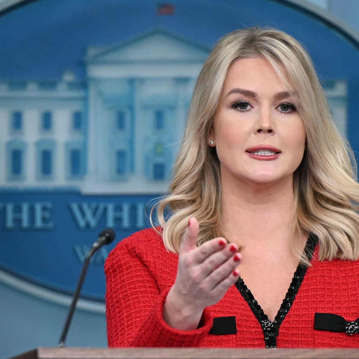 Trump's press secretary Karoline Leavitt is going viral in China - for the wrong reasons | indy100 Trump's press secretary Karoline Leavitt is going viral in China - for the wrong reasons | indy100