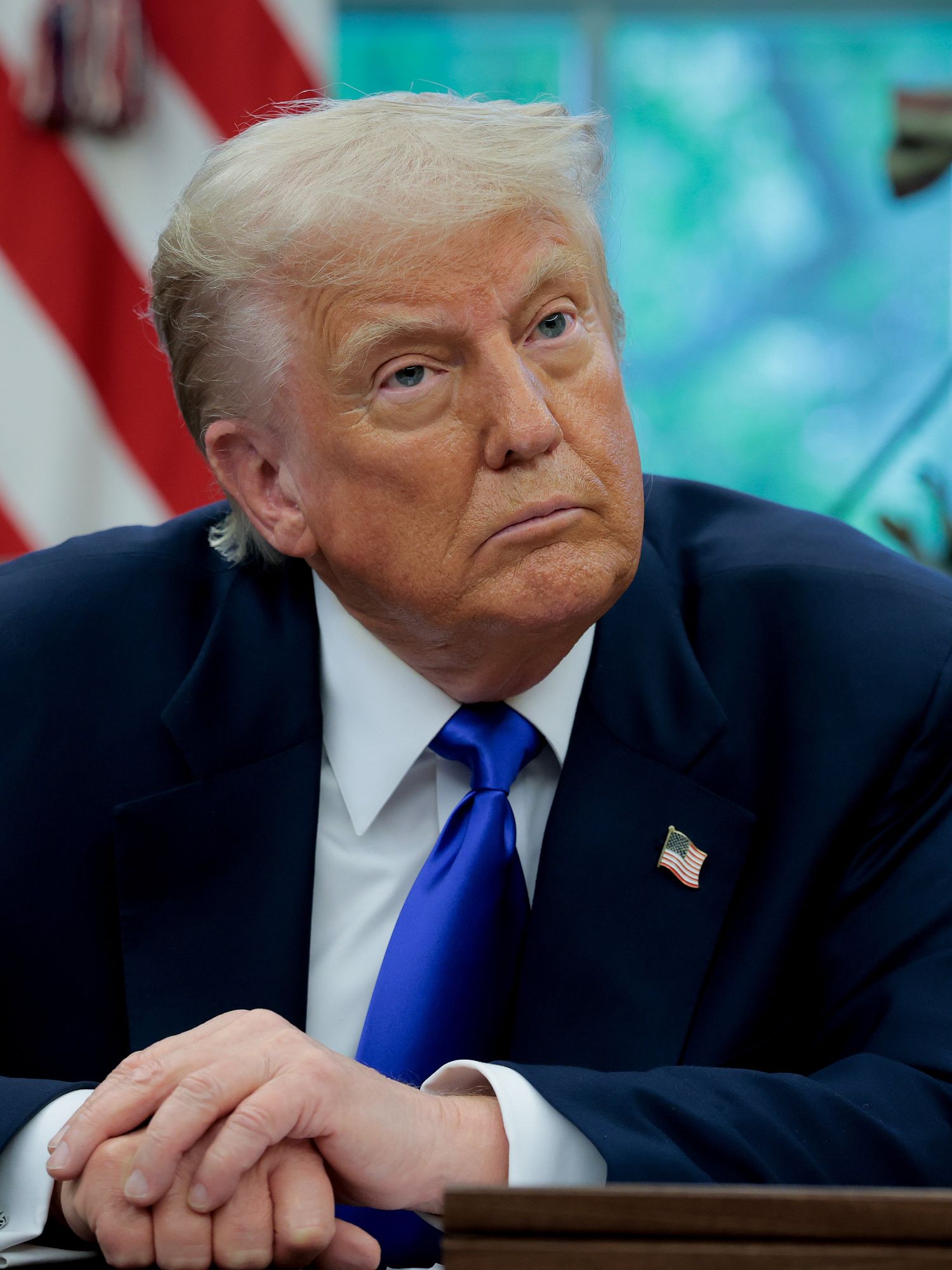 Why have 59 white Afrikaners been given refugee status by the Trump administration?