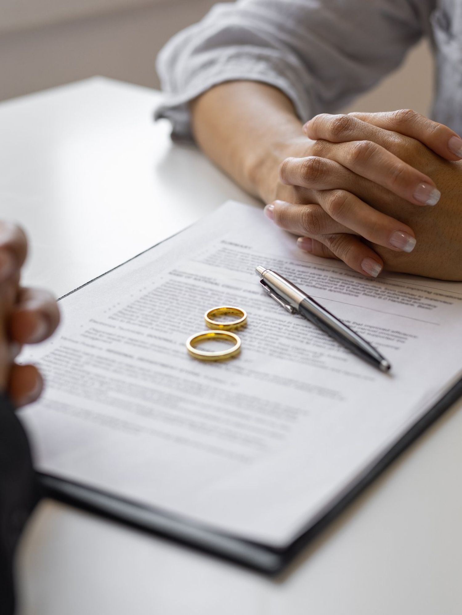 ChatGPT just broke up a 12-year marriage after it claimed husband's habit proved he was cheating