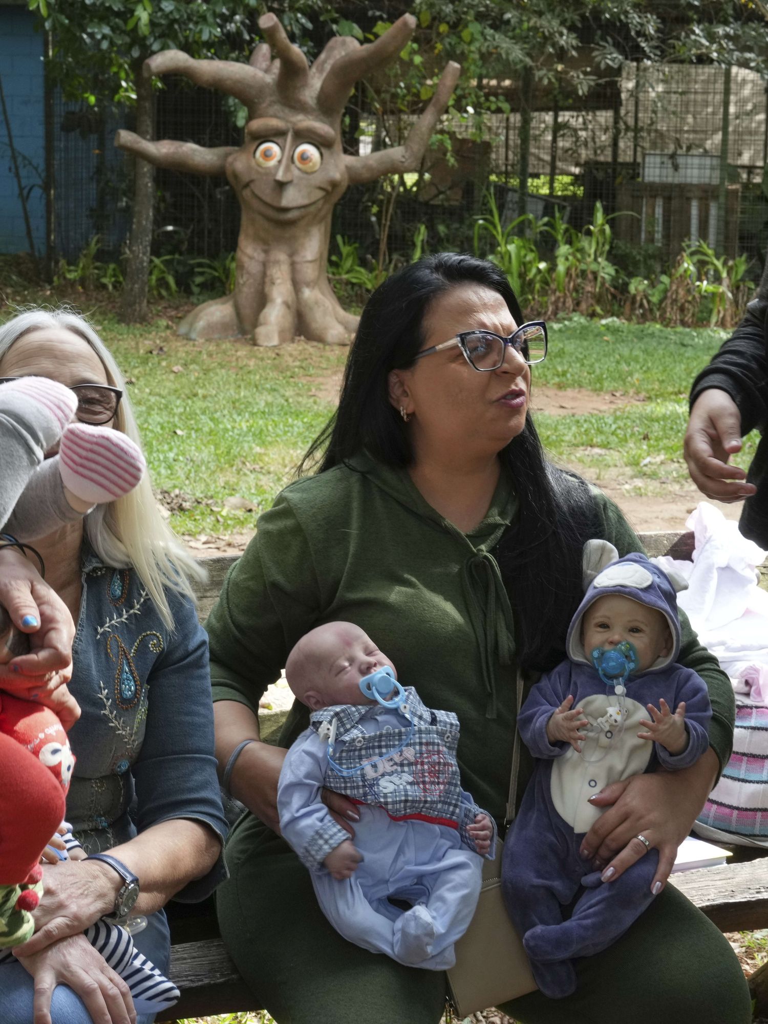 Videos of Brazil's hyper-realistic dolls have gone viral - and there's mixed reactions