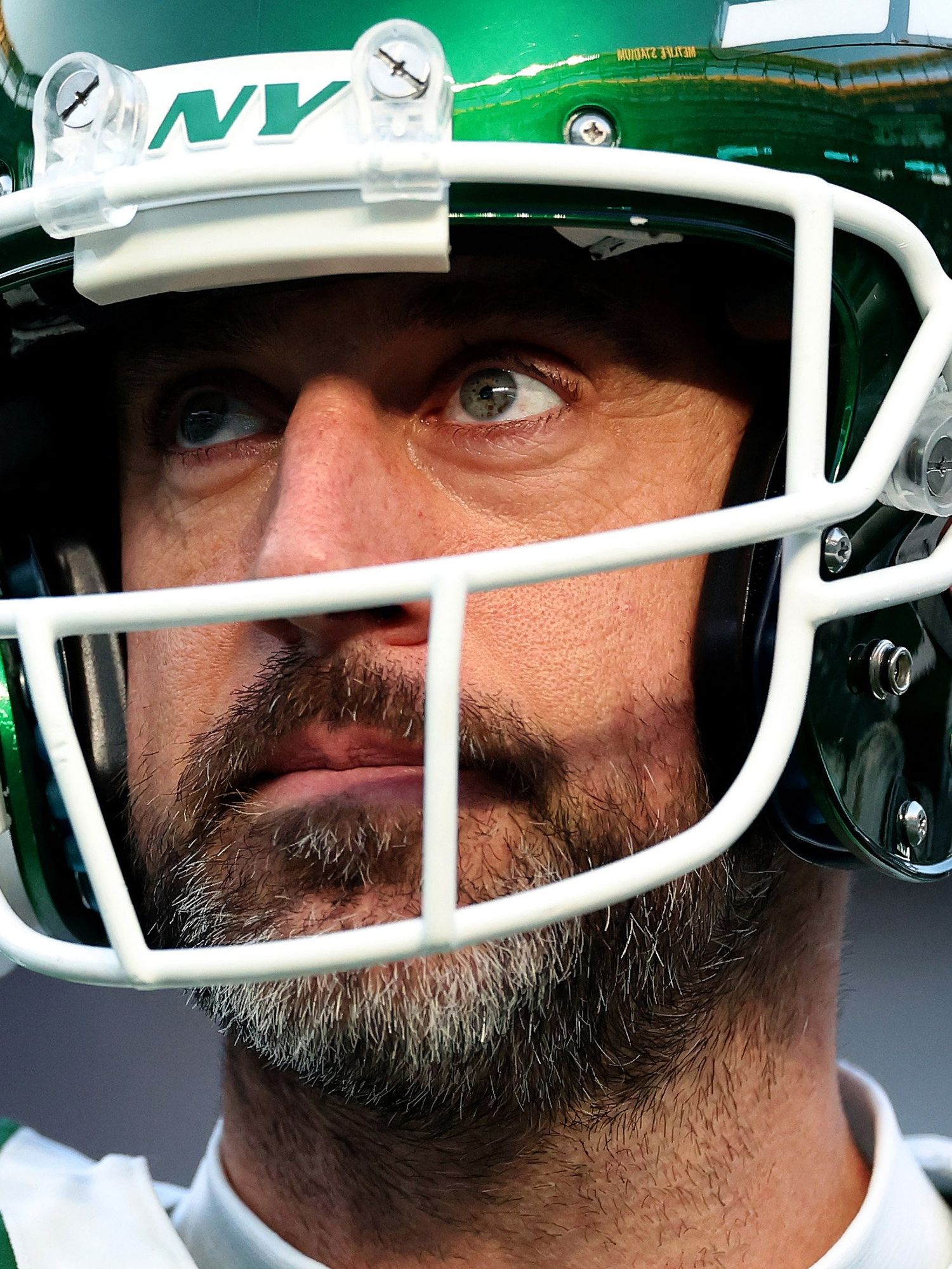 Aaron Rodgers signs deal with the Pittsburgh Steelers - and people are finding the timing hilarious