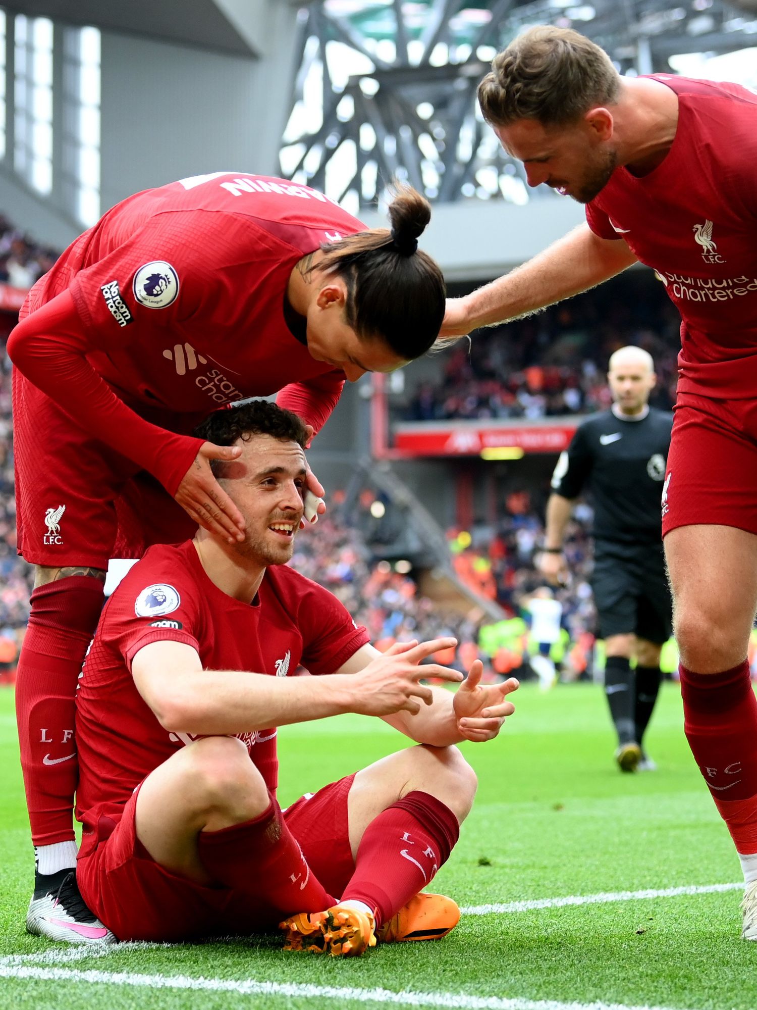 Every footballer who honoured Diogo Jota by copying his goal celebration following death