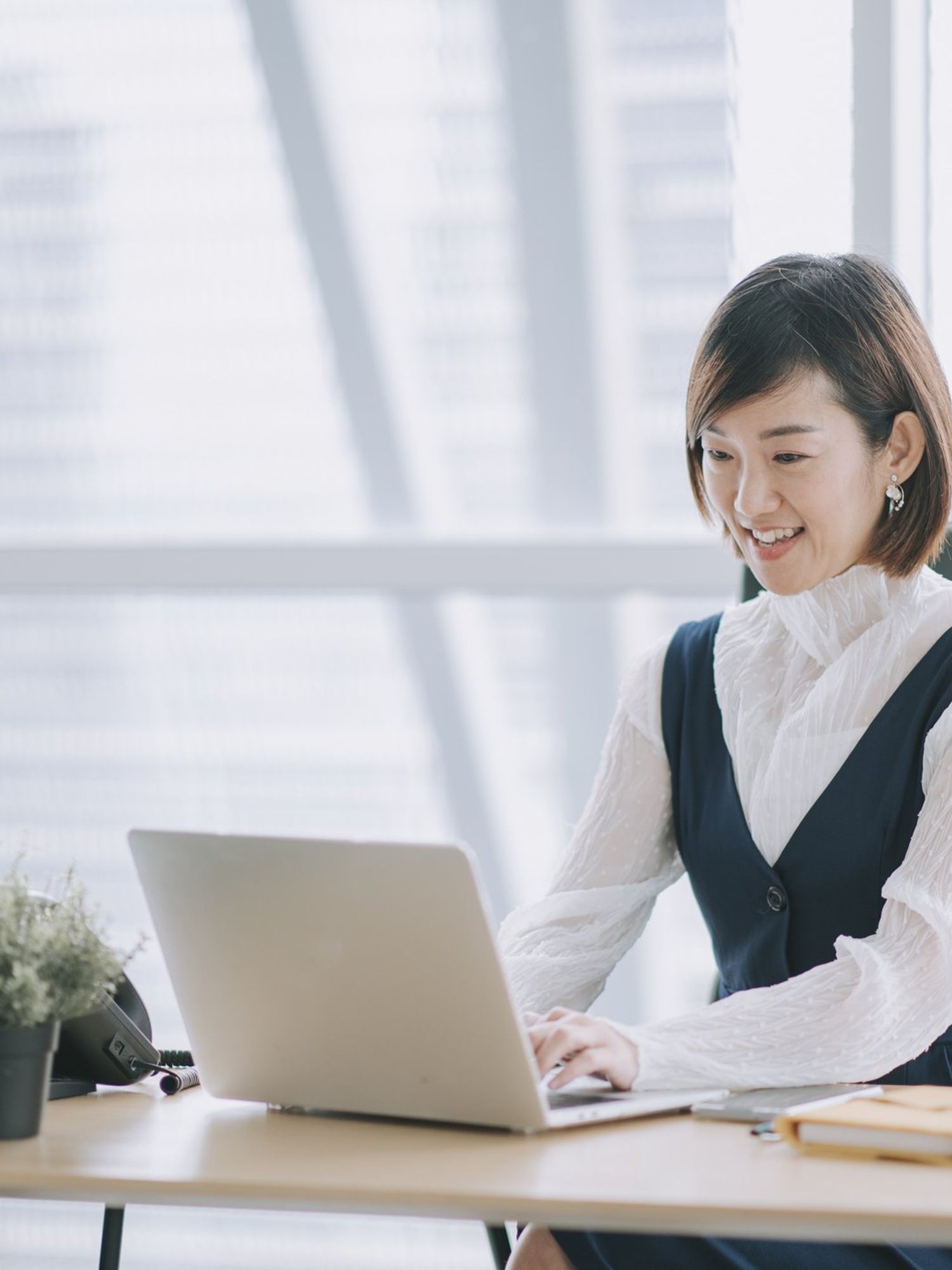 Unemployment is so bad that China’s youth are renting 'fake offices' to act like they have jobs