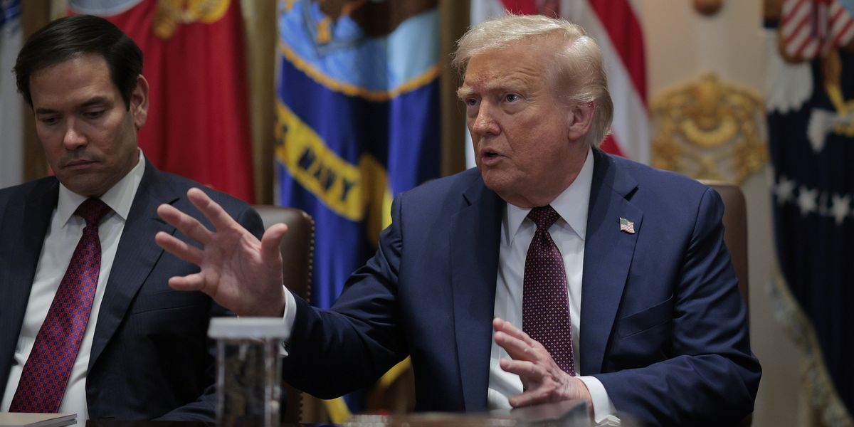 Right-wing commentator slammed over 'hypocrisy' as people speculate ...