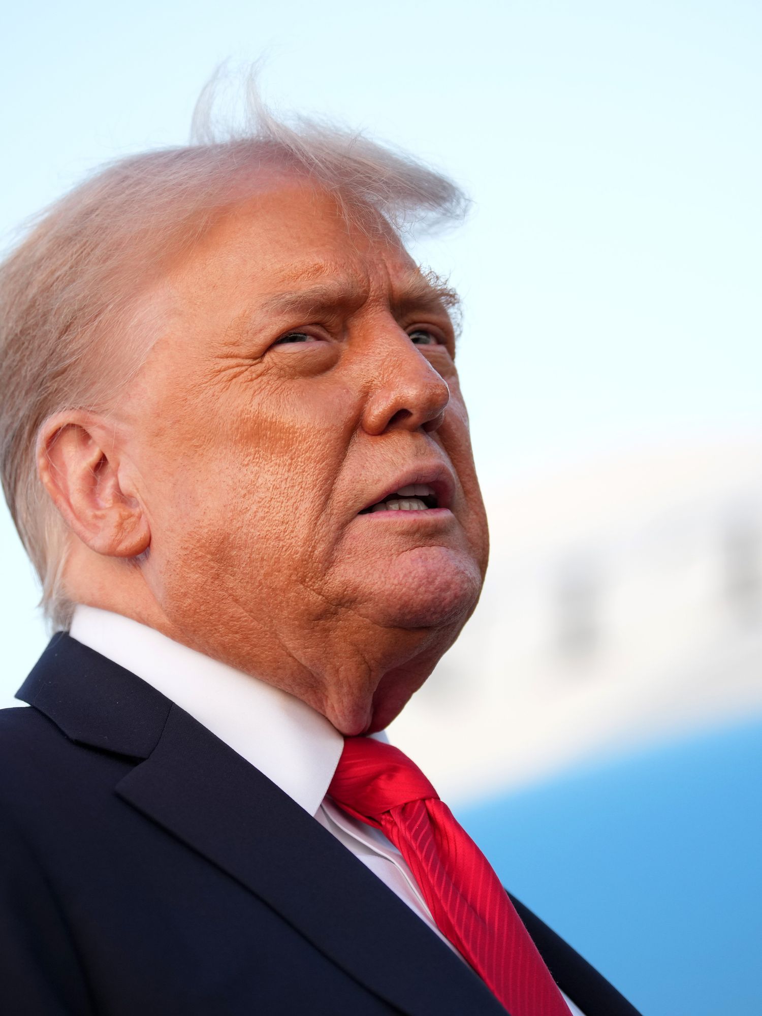 'Wannabe dictator' Trump sparks backlash with 'sick' Chicago social media post