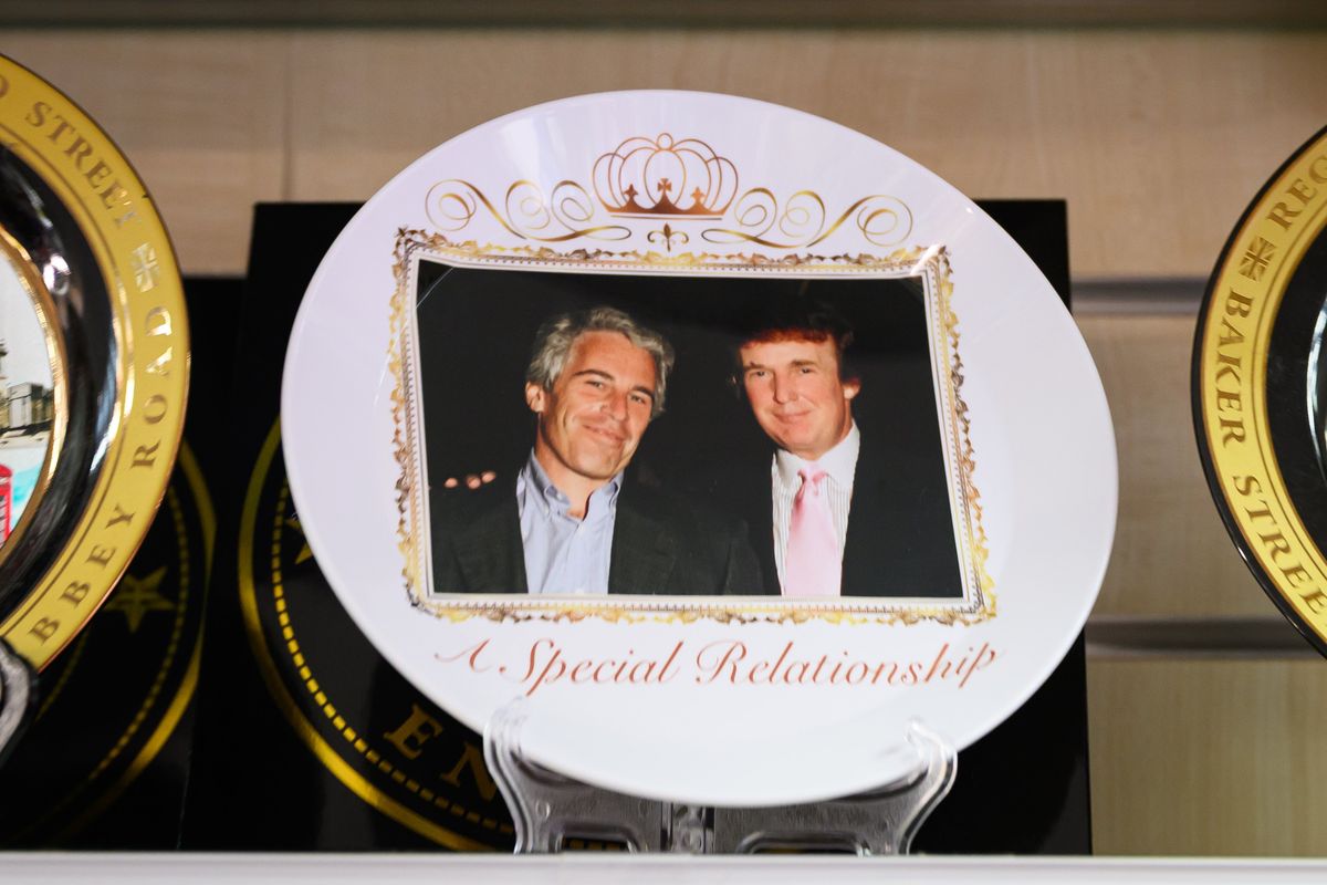 Brits protest against Trump state visit with Epstein merch all over Windsor Castle