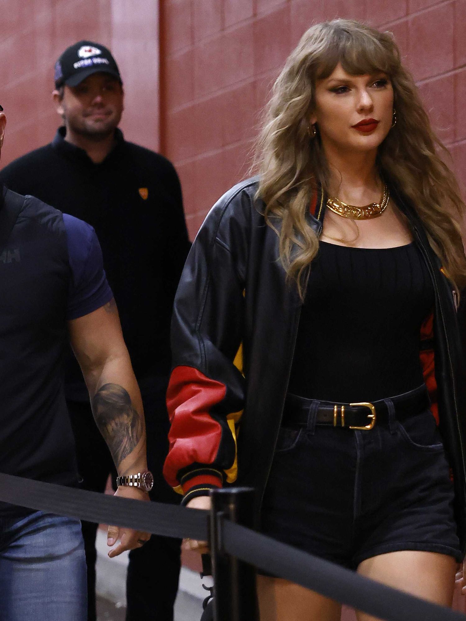 Taylor Swift won't be touring anytime soon: 'I am so tired'