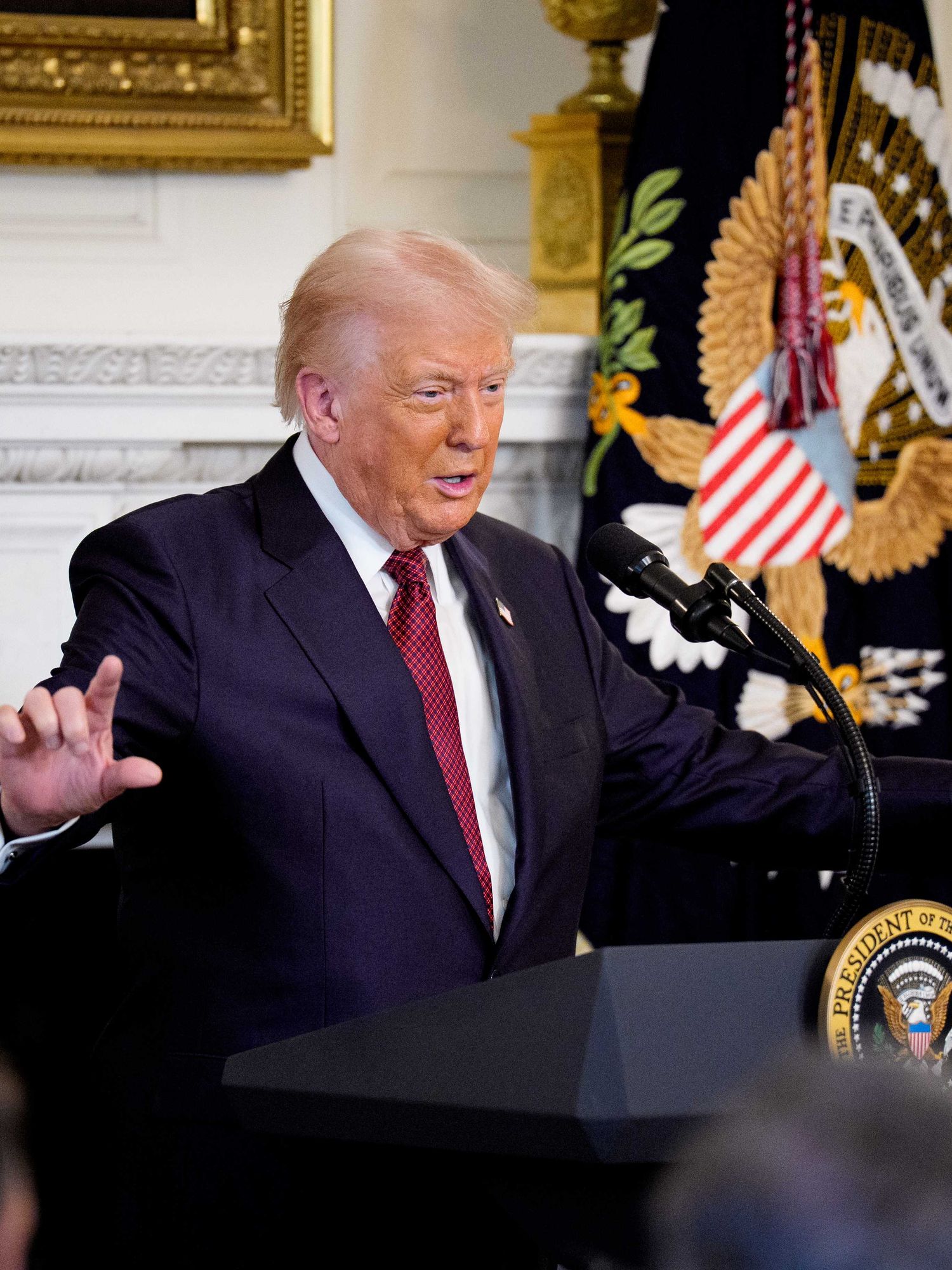 'This must go so hard if you're stupid': White House shares flattering image but there's one obvious problem