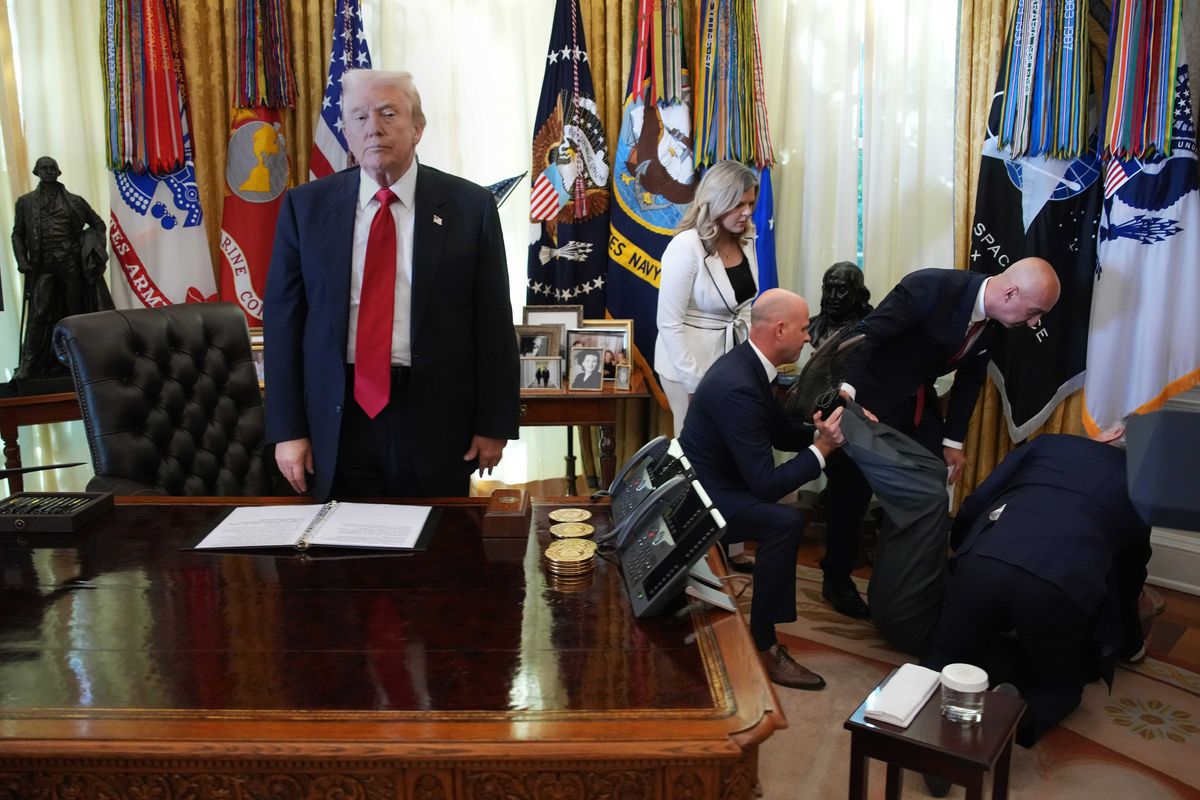 Trump appears to 'doze off' in his seat in the Oval Office during health briefing