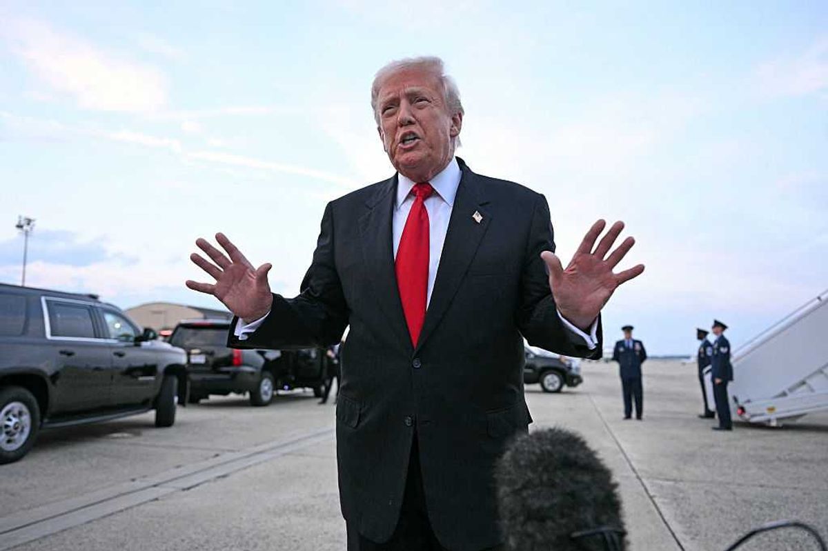 Donald Trump thinks they're 'close' to ending the shutdown as seven democrats turn the tide