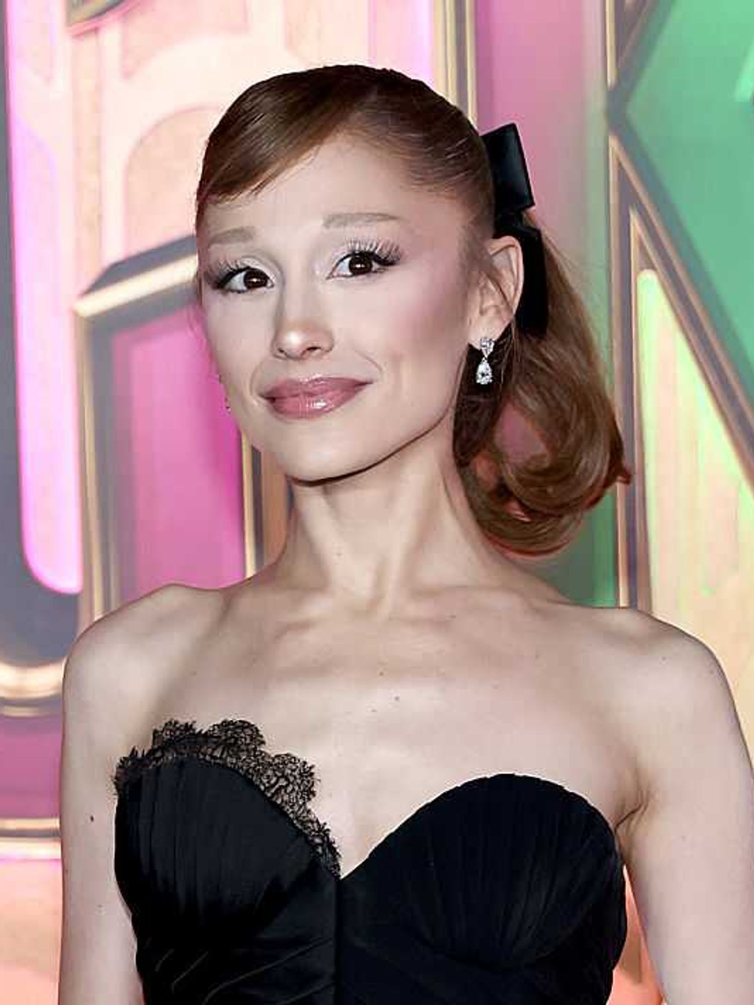 Ariana Grande reminds people to stop body shaming after new wave of comments