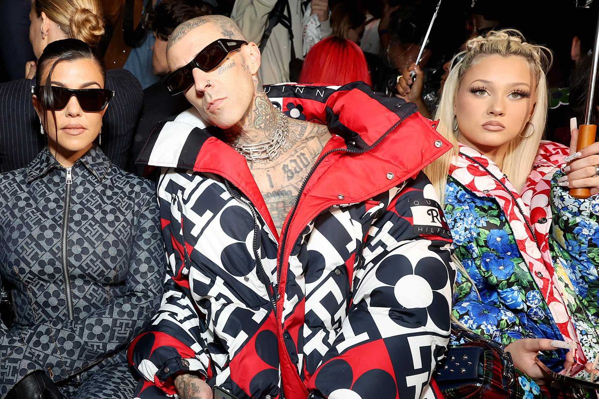 Alabama Barker defends dad Travis 'buying her lingerie' for Christmas: 'Leave me alone'