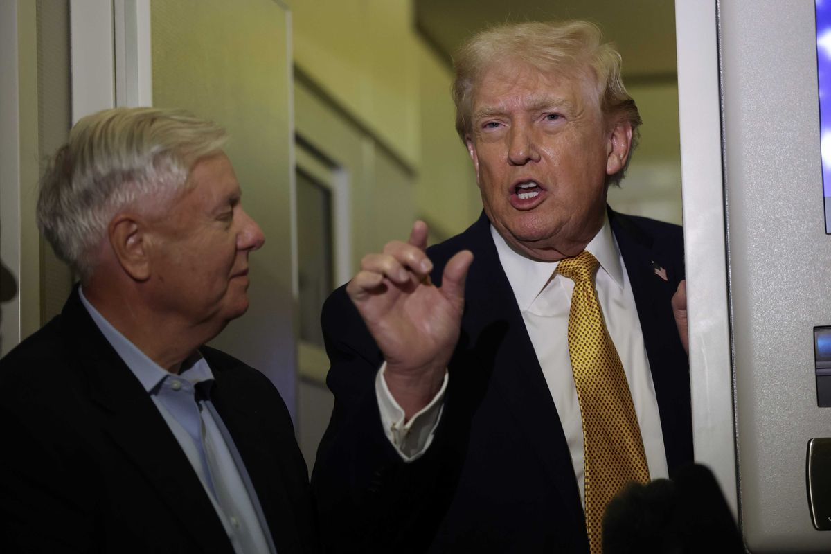 Trump admits oil companies knew about attack on Venezuela - yet congress did not