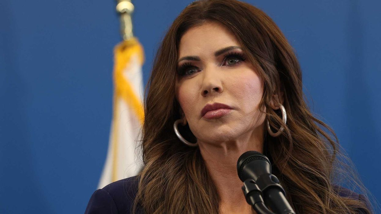 Noam admits 'we can't trust the government anymore' despite being a part of it