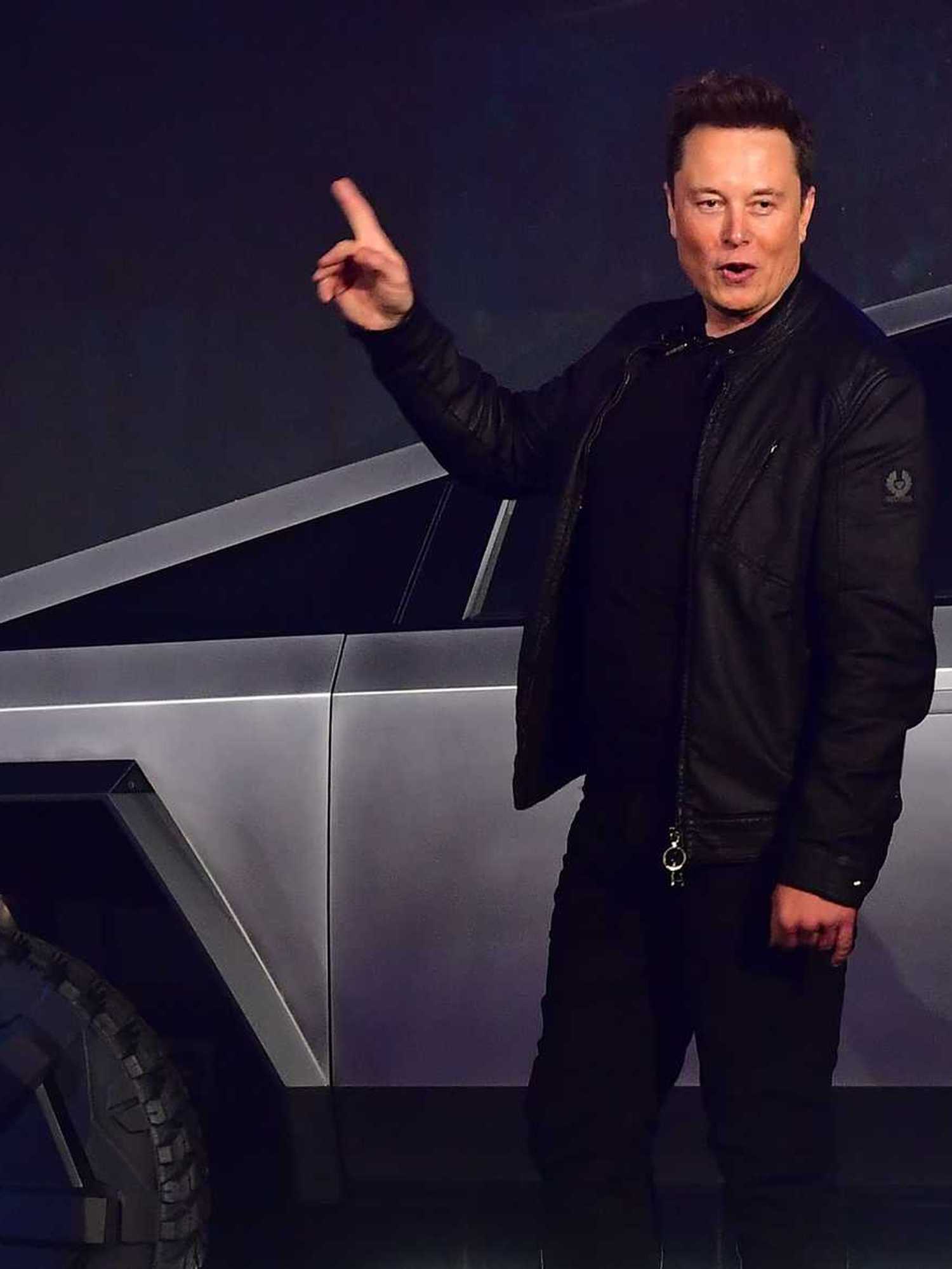 Tesla records first revenue decline amid growing criticism of Elon Musk