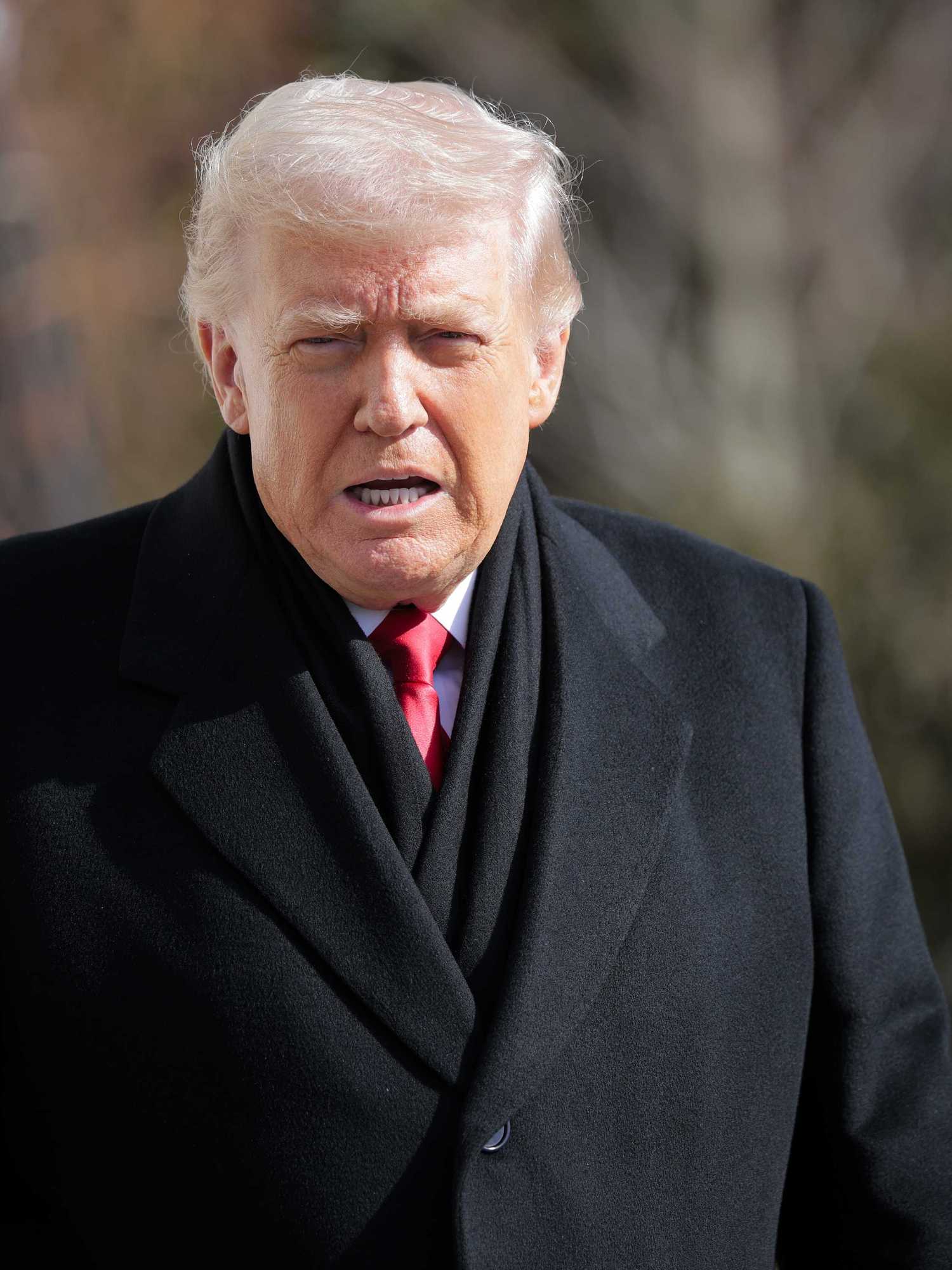 Trump dodges 'corruption' questions around Melania's Amazon Prime documentary