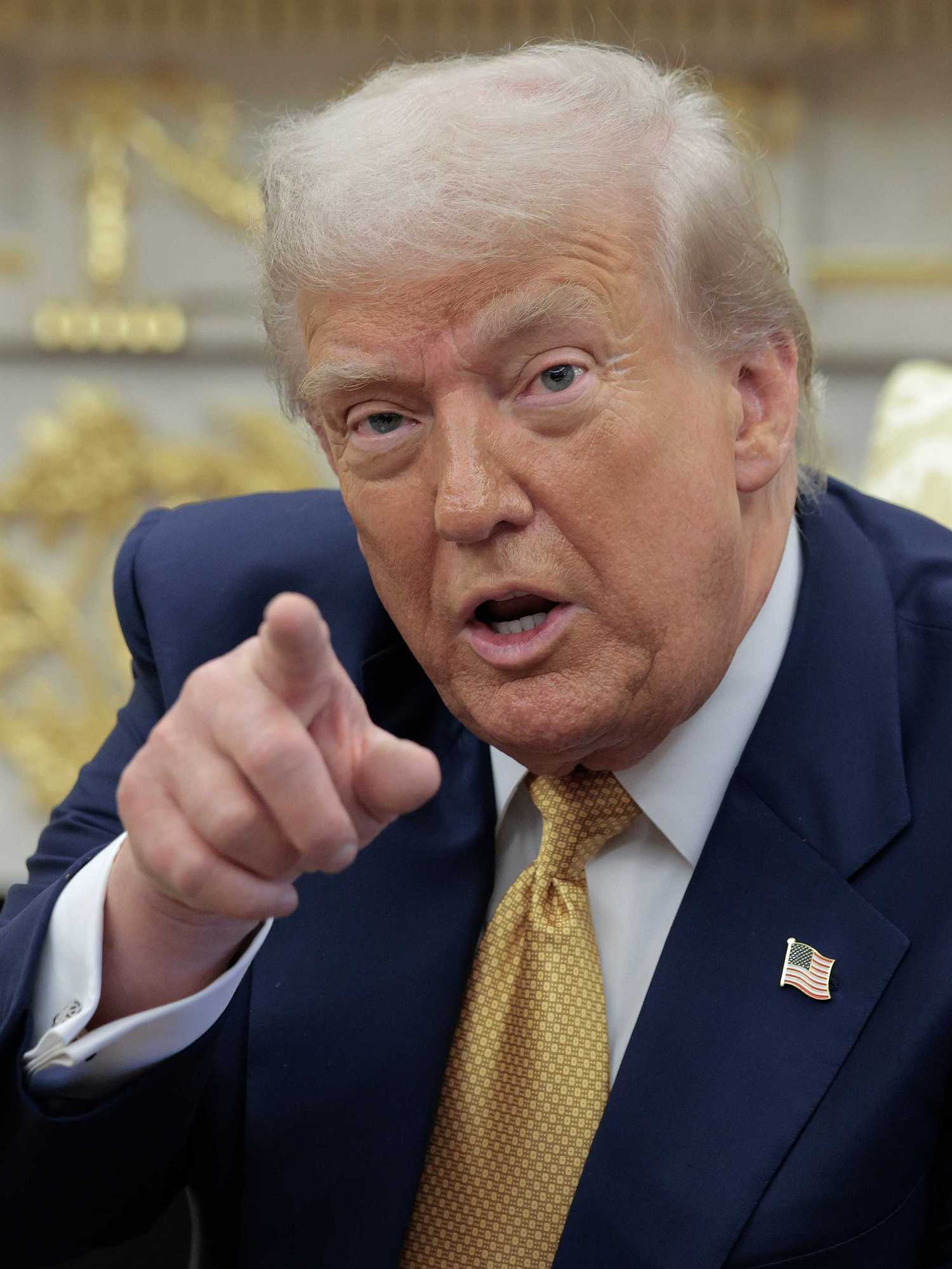 Donald Trump rambles about his honesty and innocence but the internet's not buying it