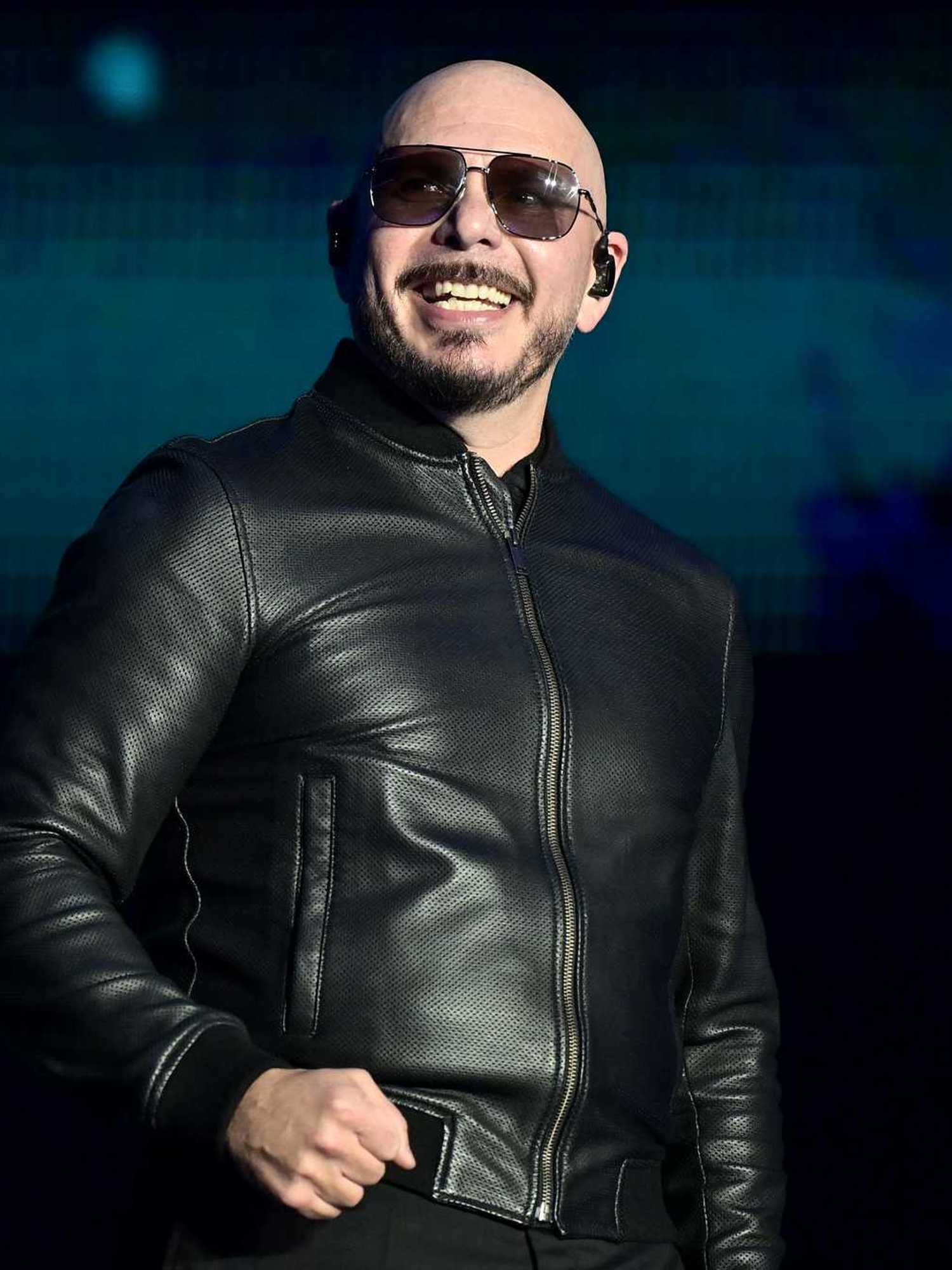 Pitbull announces bald cap World Record attempt during London concert - here's what to know