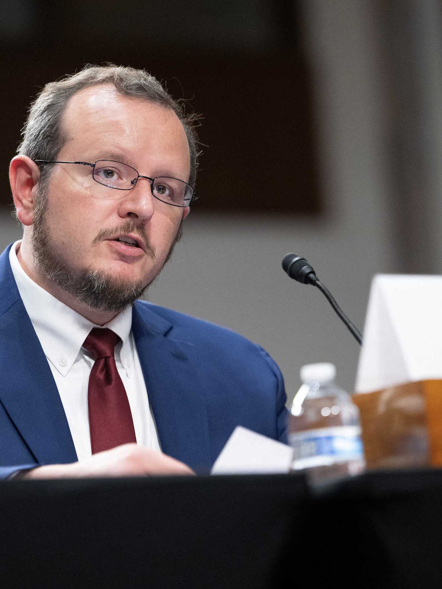 Former ICE employee blows the whistle with claim new agents are trained to 'violate the constitution'